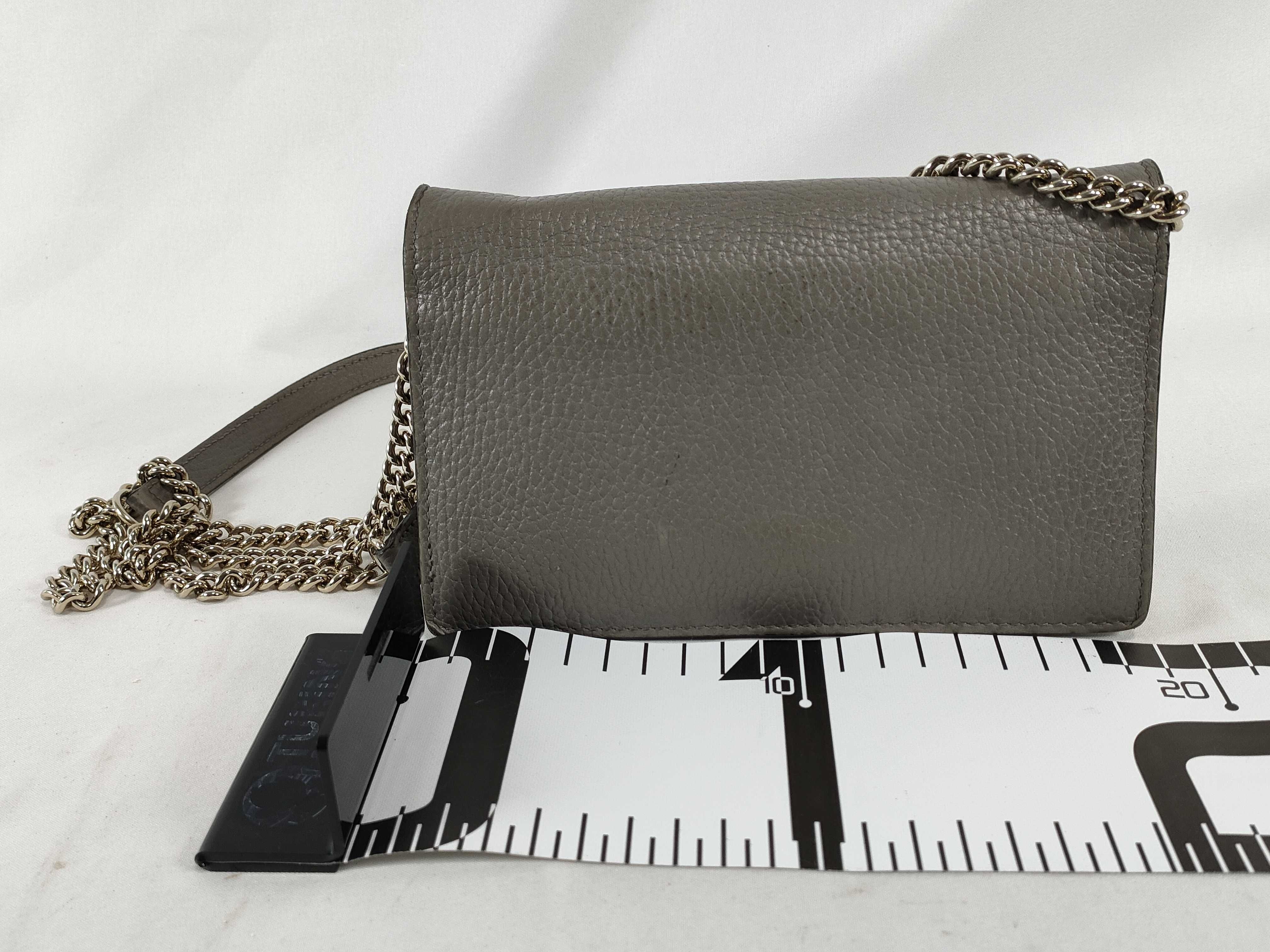 Interlocking Chain Shoulder Bag, Leather, Gray Shoulder Bag — view 2