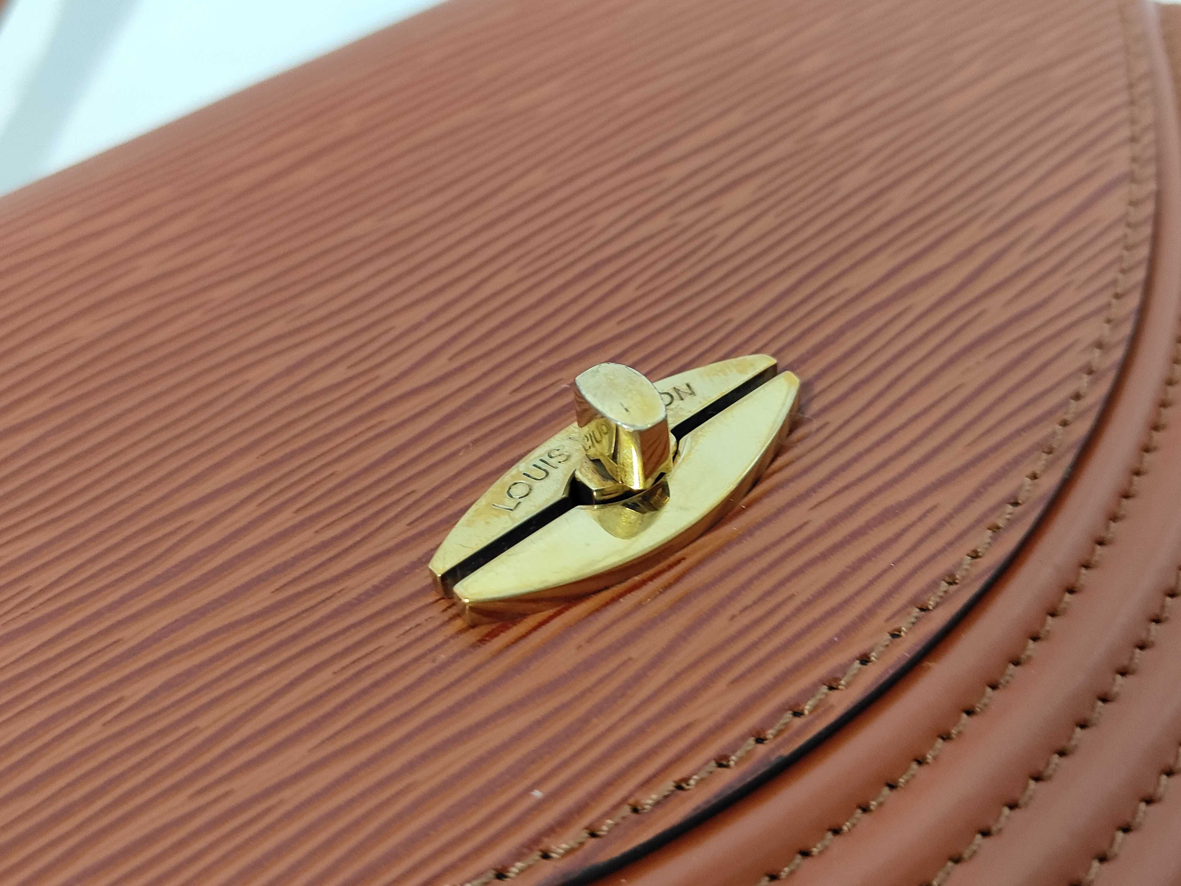 Epi Tilsit Shoulder Bag — view 7