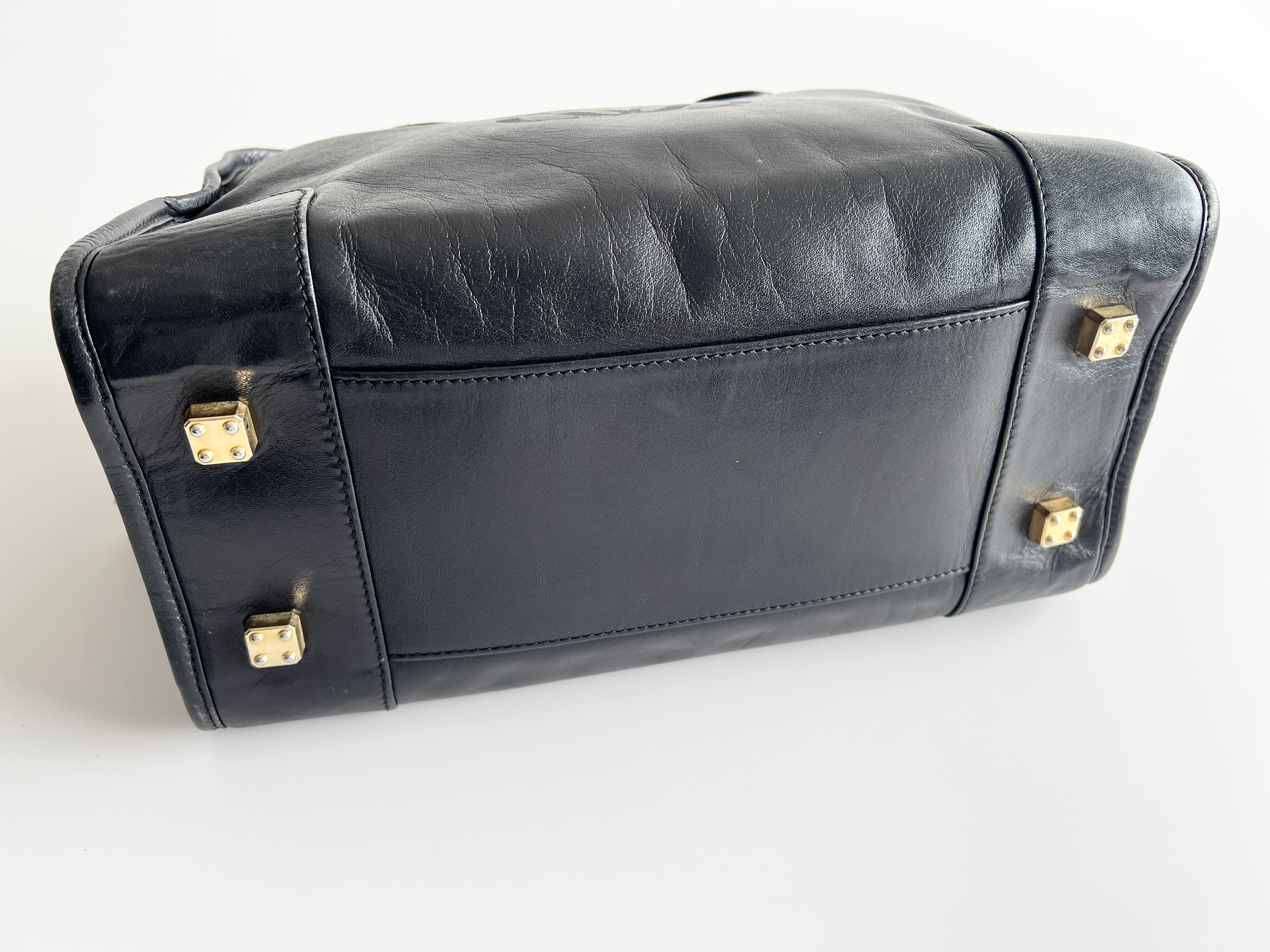 Amazona 32 Anagram Logo Leather Ostrich Leather Mini Boston Bag Handbag — view 12