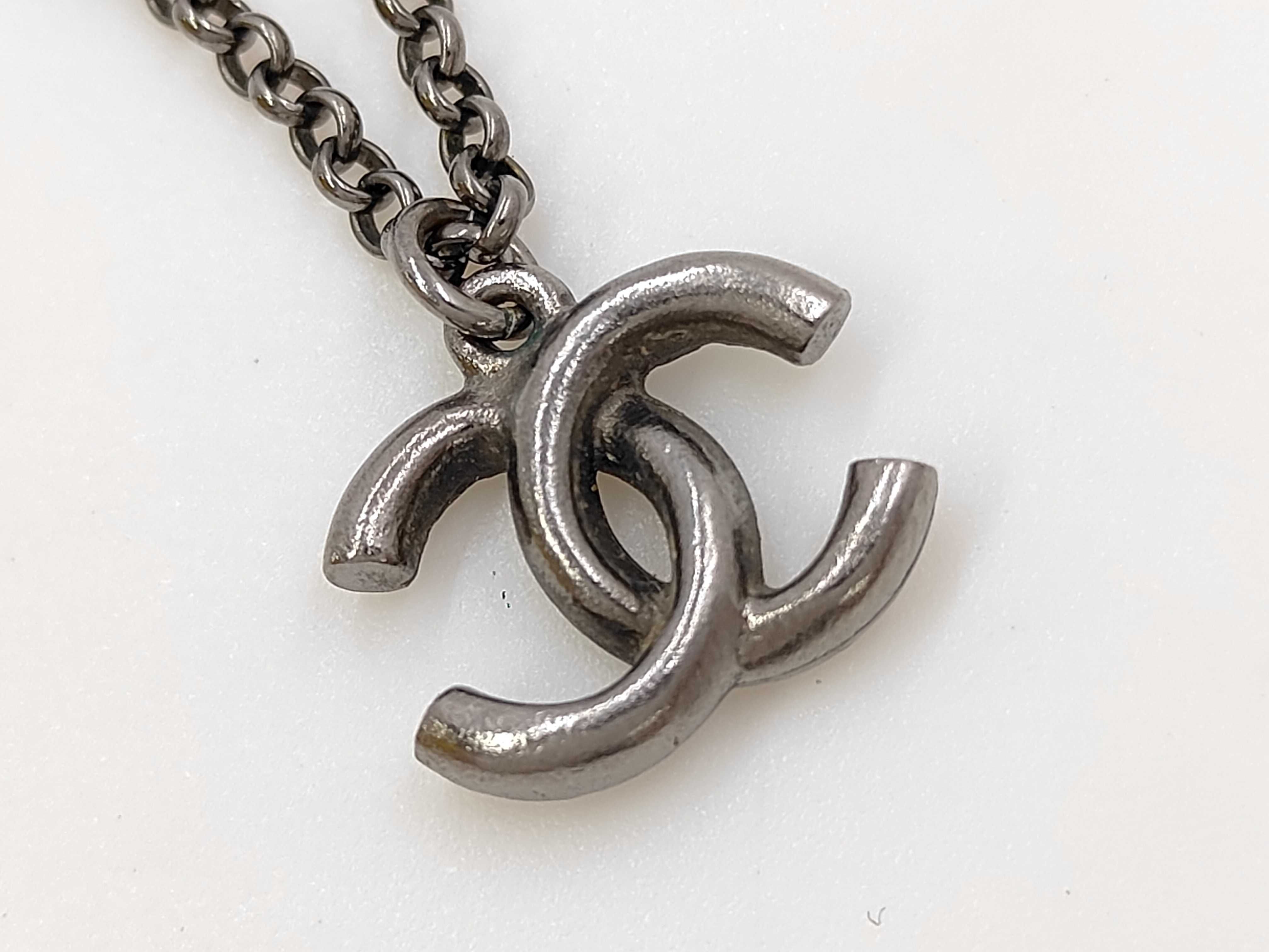 Necklace Coco Mark Gunmetal 17K Pearl Necklace — view 4