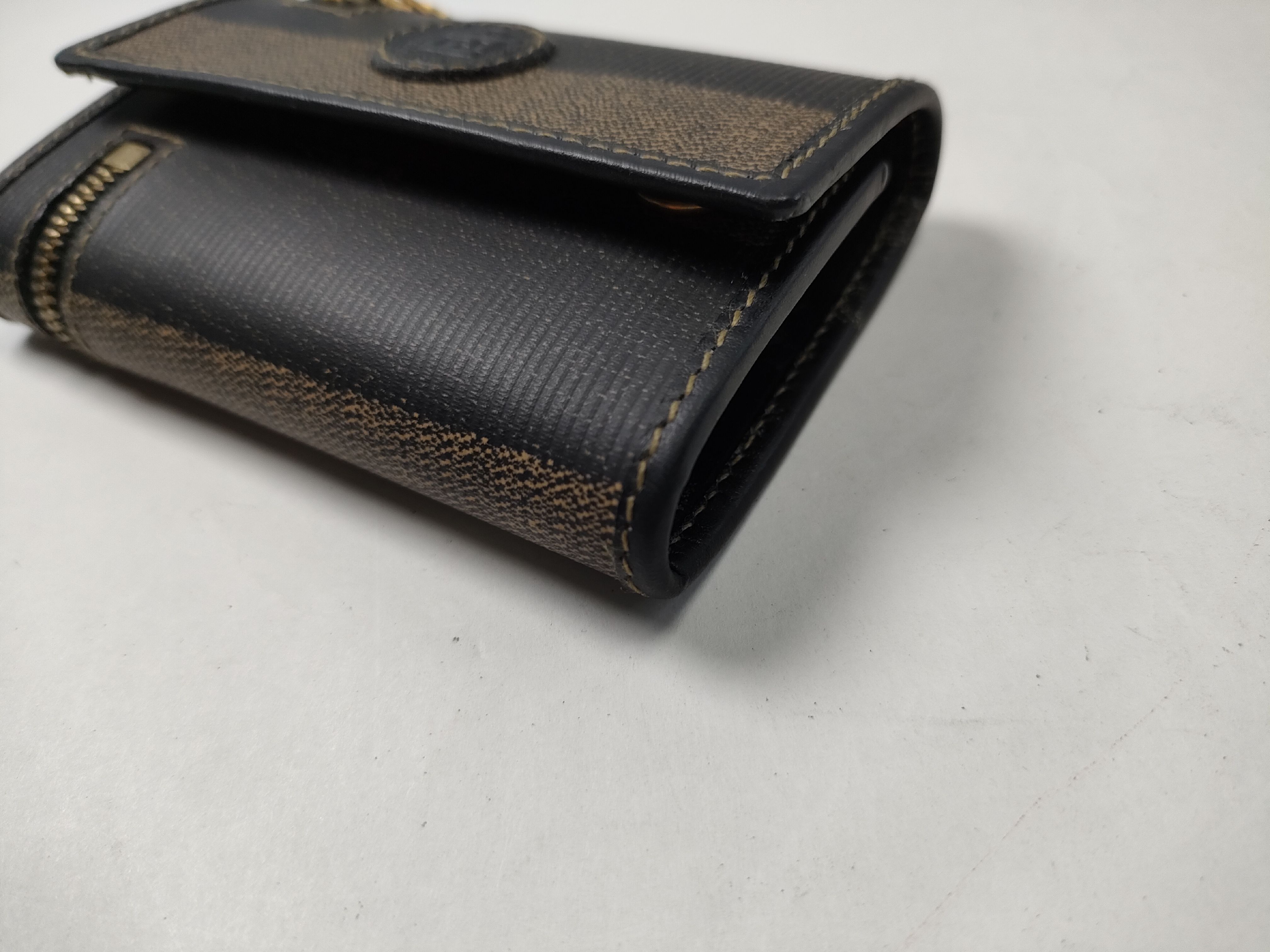 Pecan Key Case — view 3
