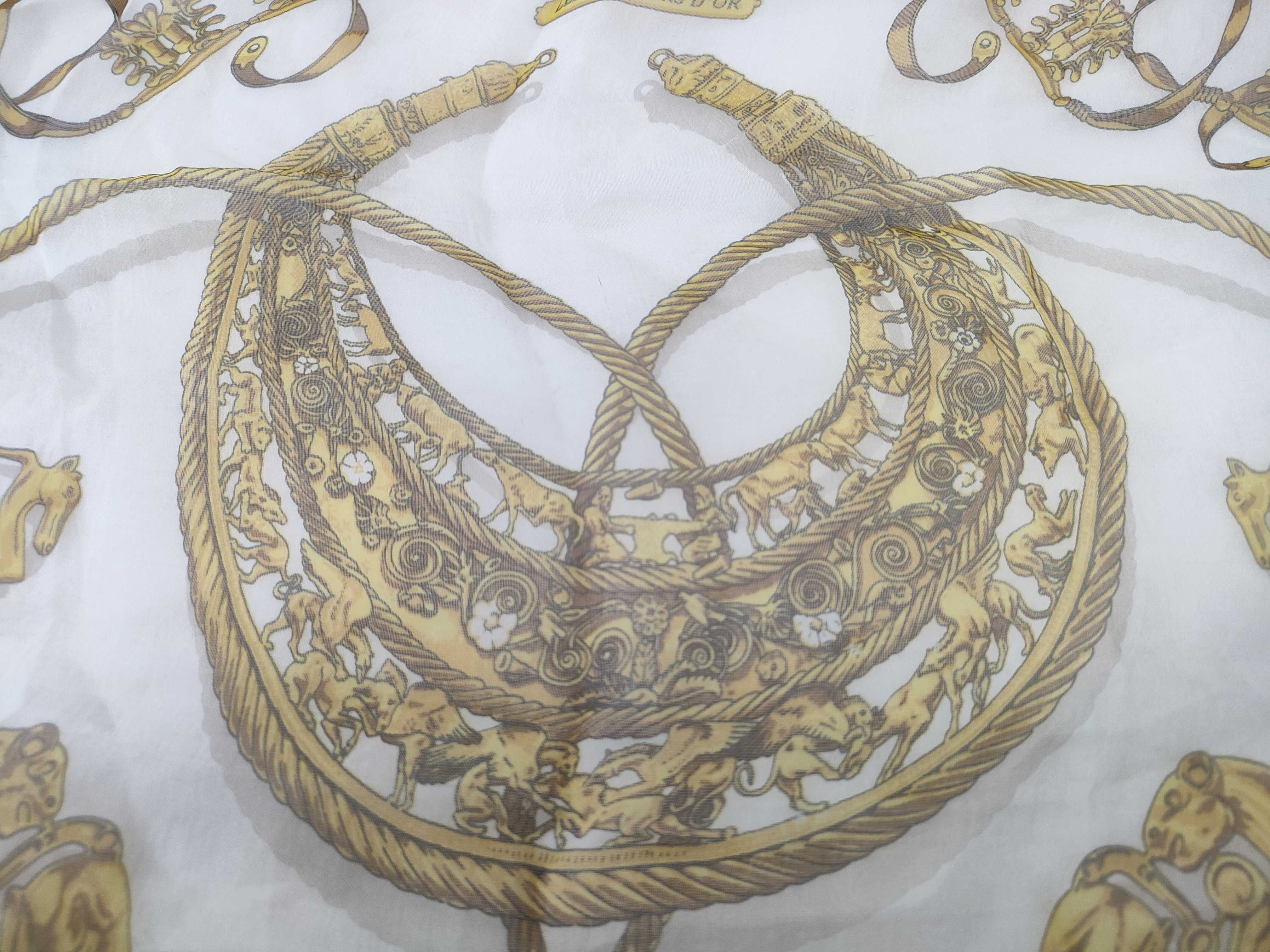 Carre 45 LES CAVALIERS DOR (Golden Knights) Scarf and other accessories — view 6