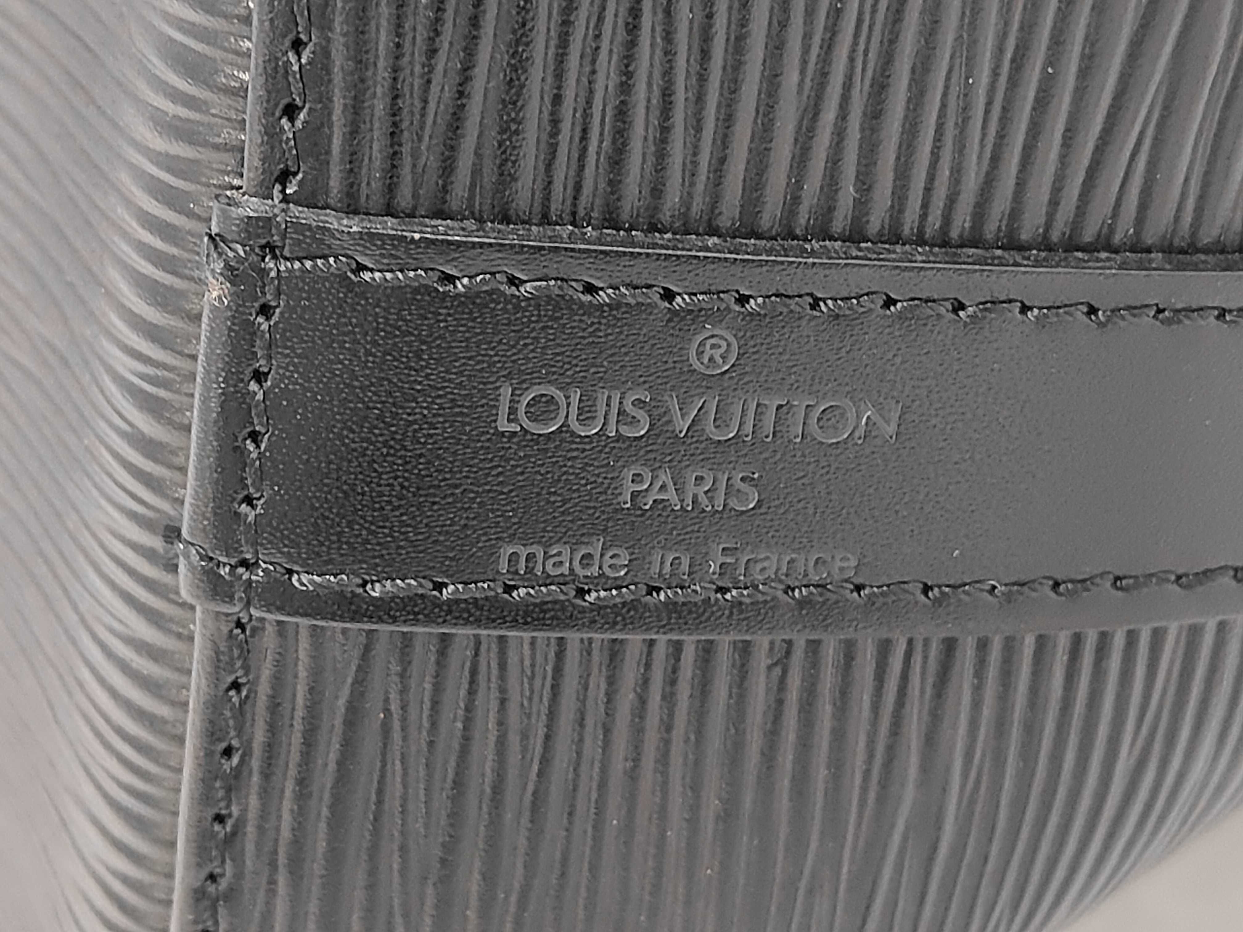 Epi Petit Noé Shoulder Bag — view 4