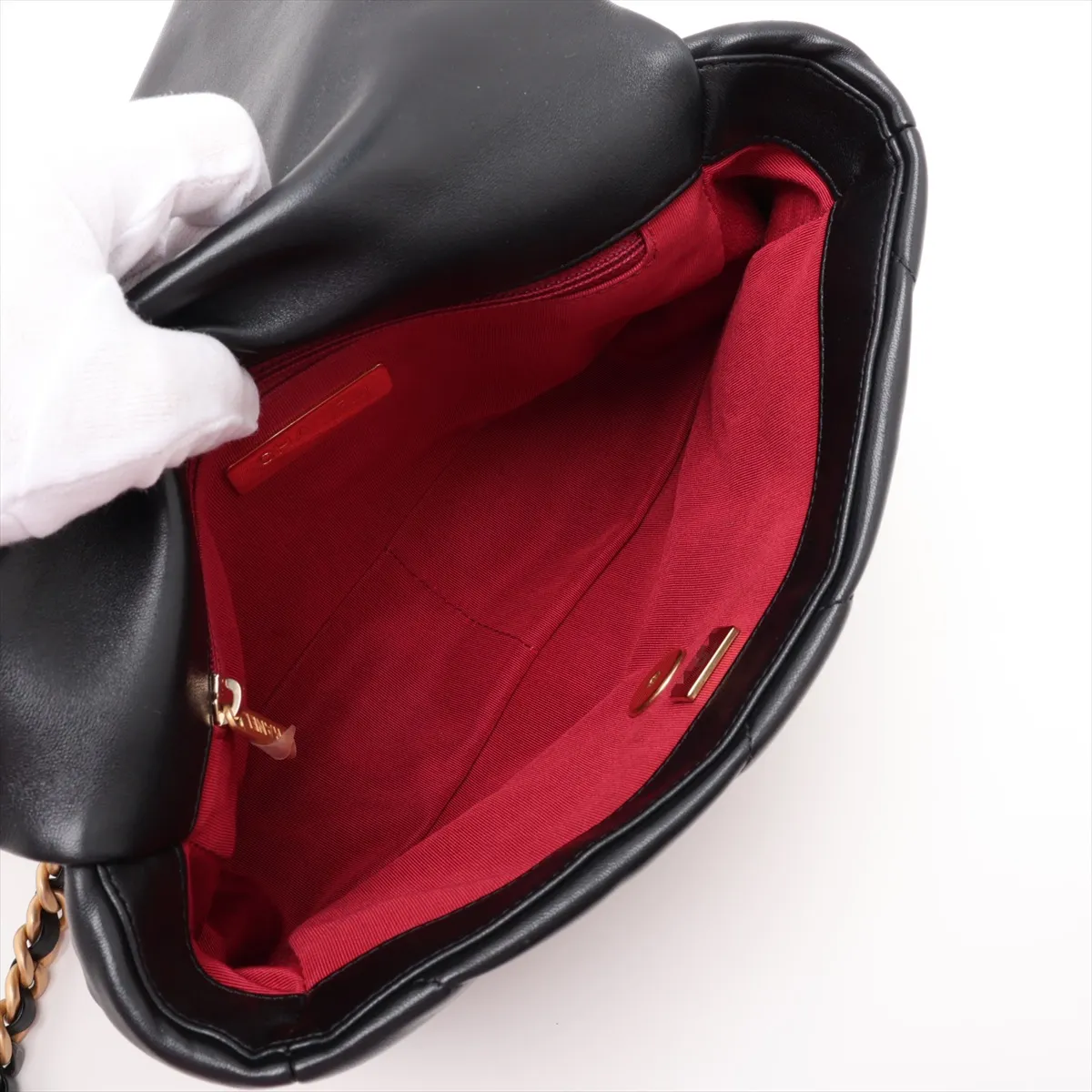 19 Lambskin Chain Shoulder Bag Black Gold x Silver Hardware E0H9XTPJ Random Plate AS1160 — view 6