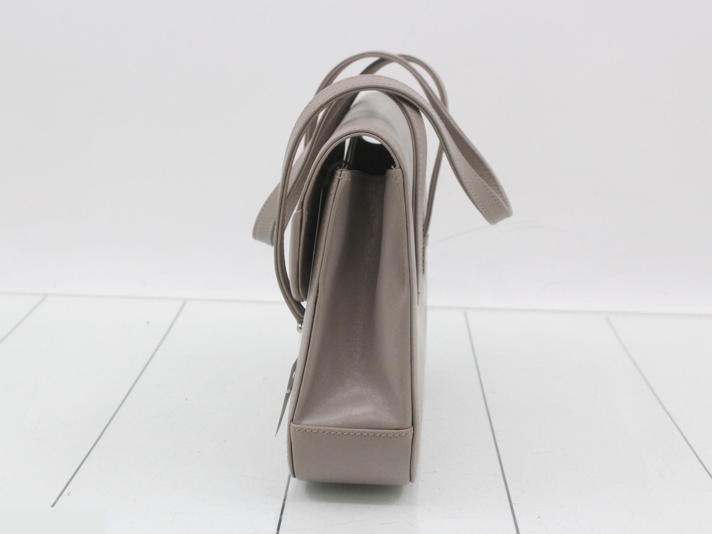 handbag — view 3