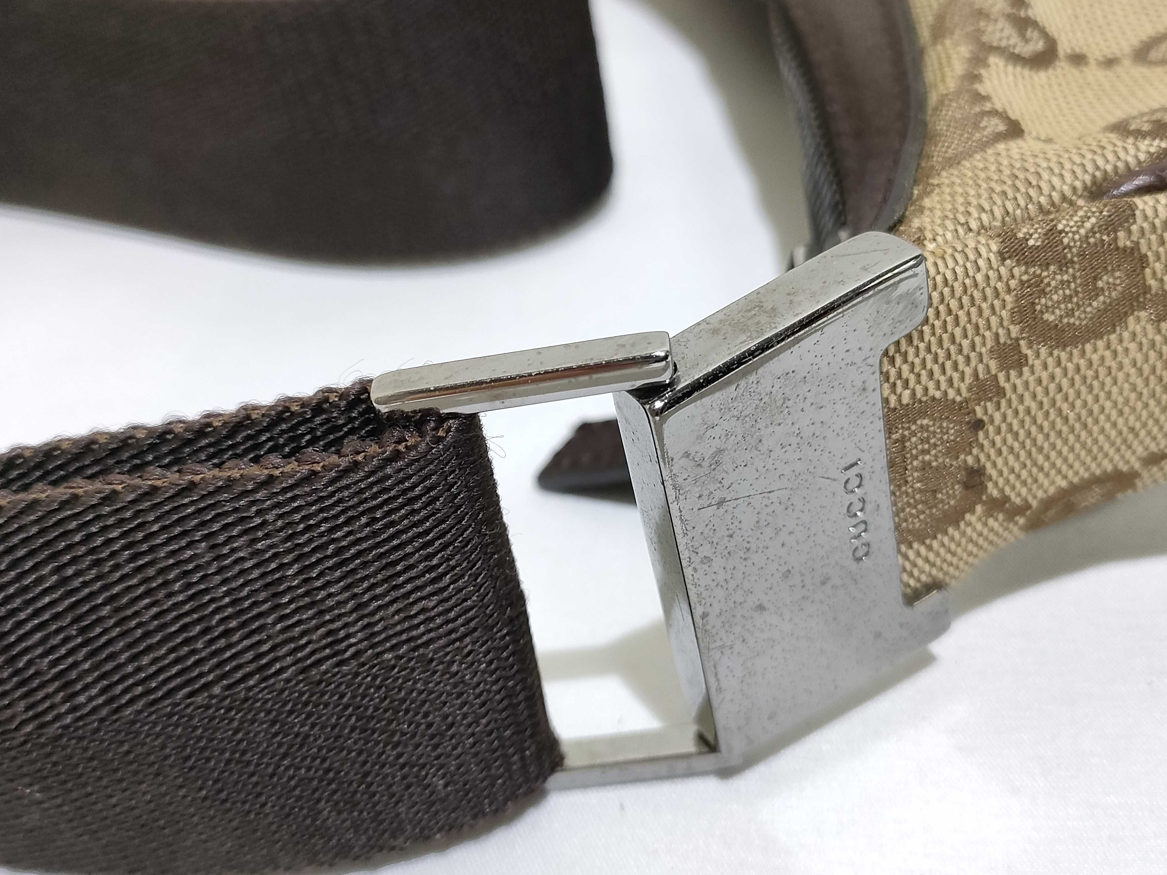 GG Canvas Shoulder Bag — view 5