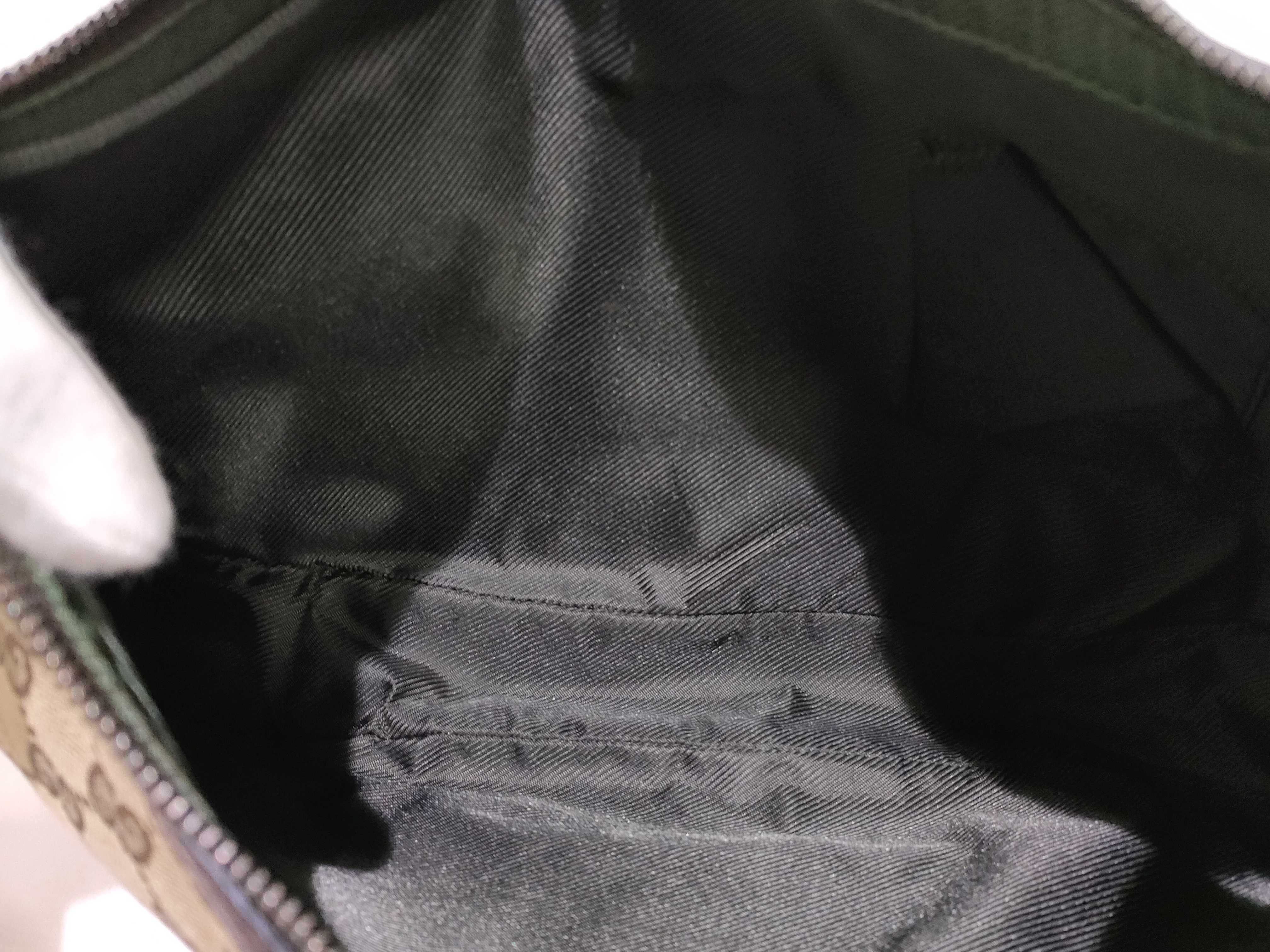 GG Canvas Shoulder Bag — view 9