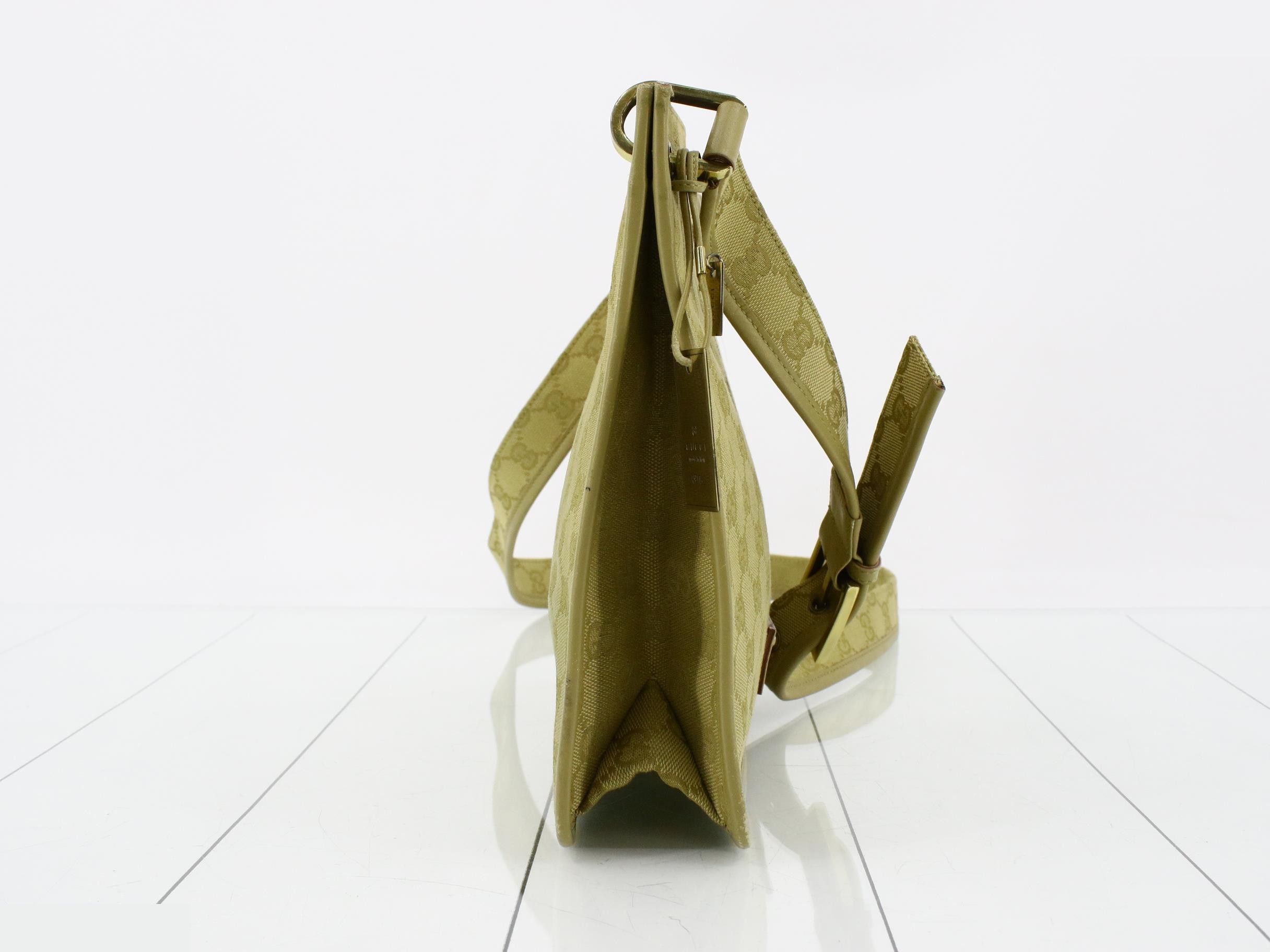 GG Canvas (Bag) - Shoulder Bag — view 4