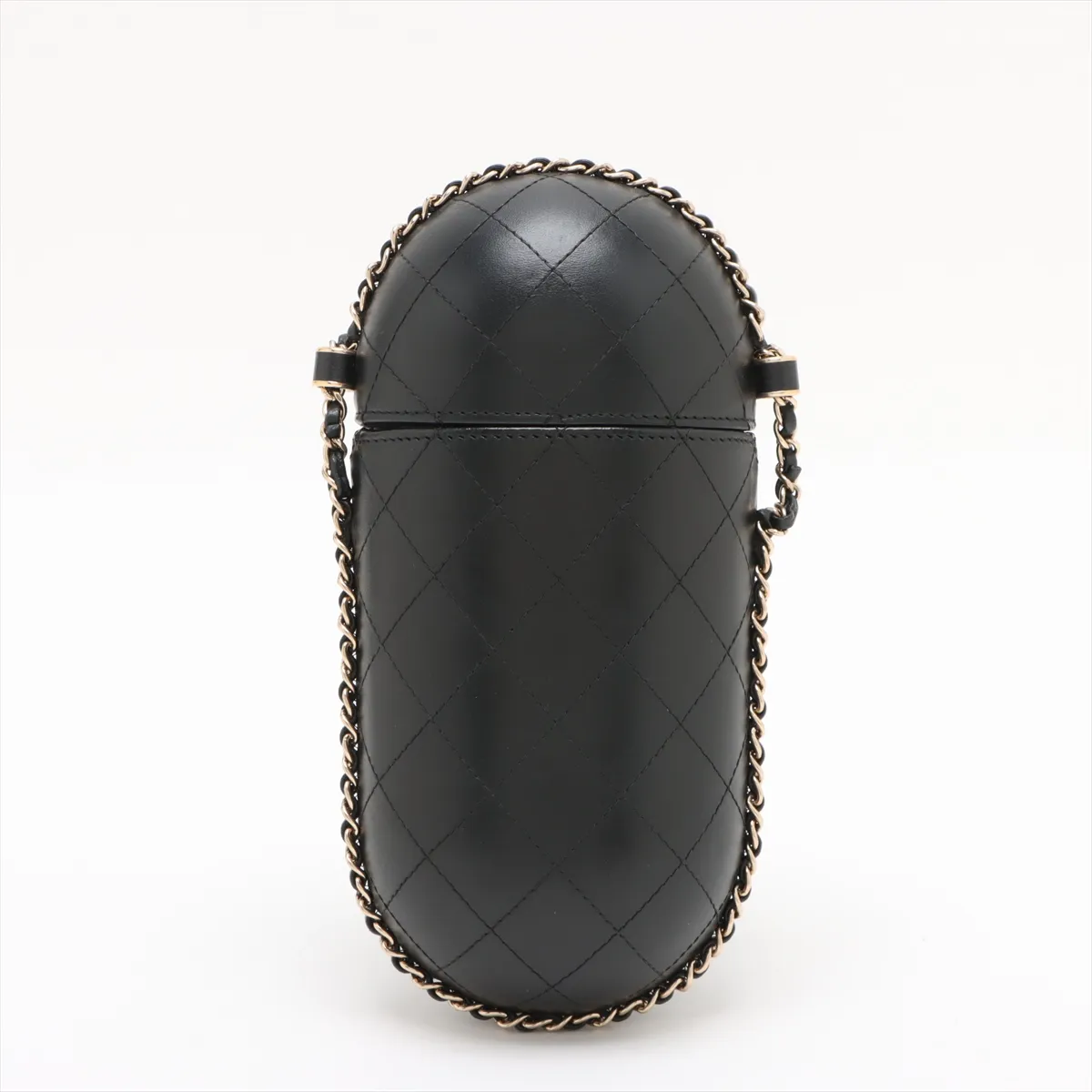 Matelasse leather chain shoulder bag black gold hardware 26021737 26th series — view 2