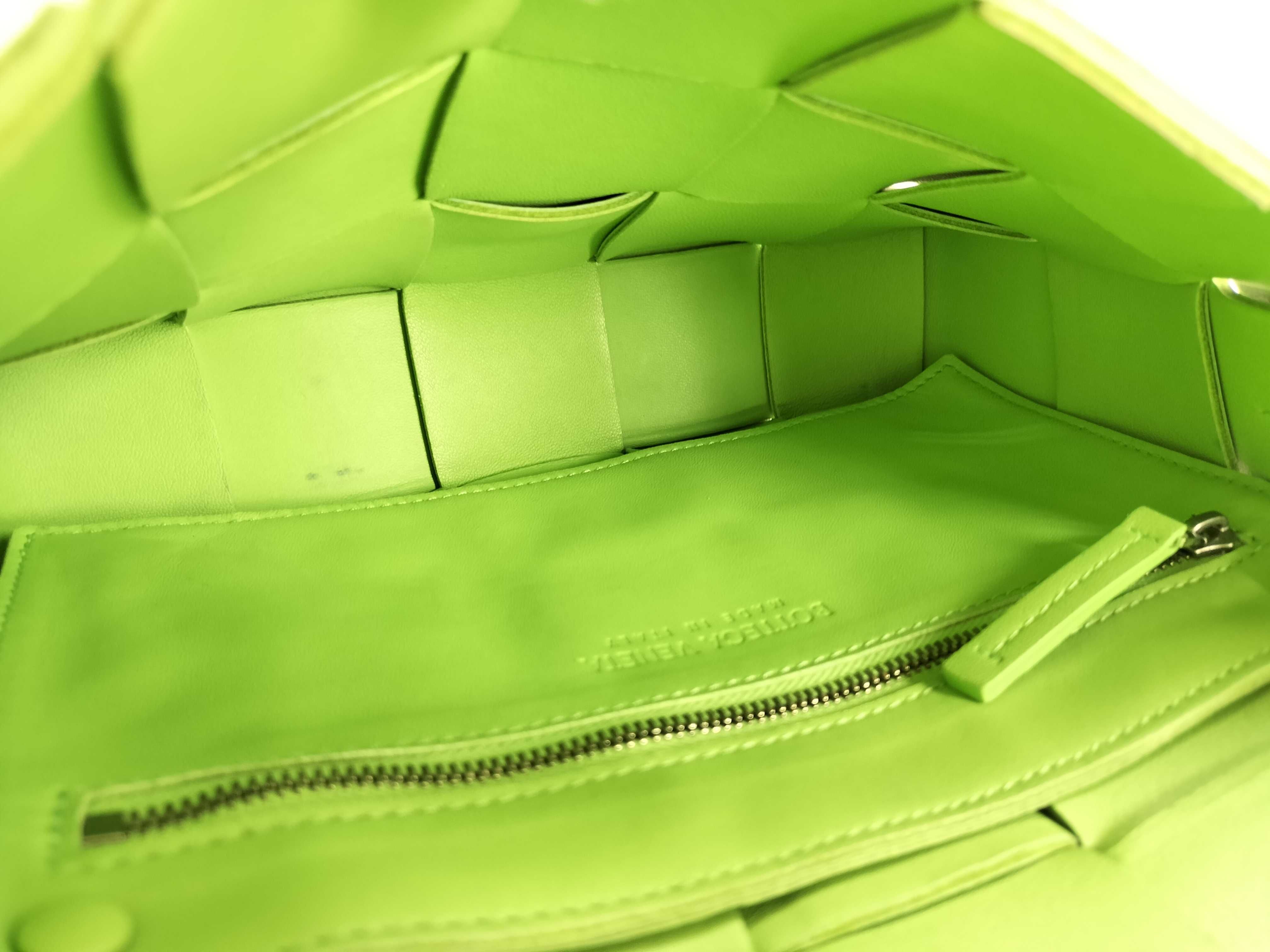 KR- Maxi Intrecciato Cassette Leather Shoulder Bag Green - Grade Shoulder Bag — view 11