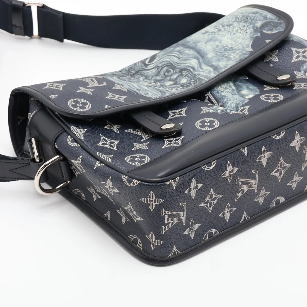 Monogram Savannah Messenger PM M54248 PL0187 Navy (RFID detected) — view 4