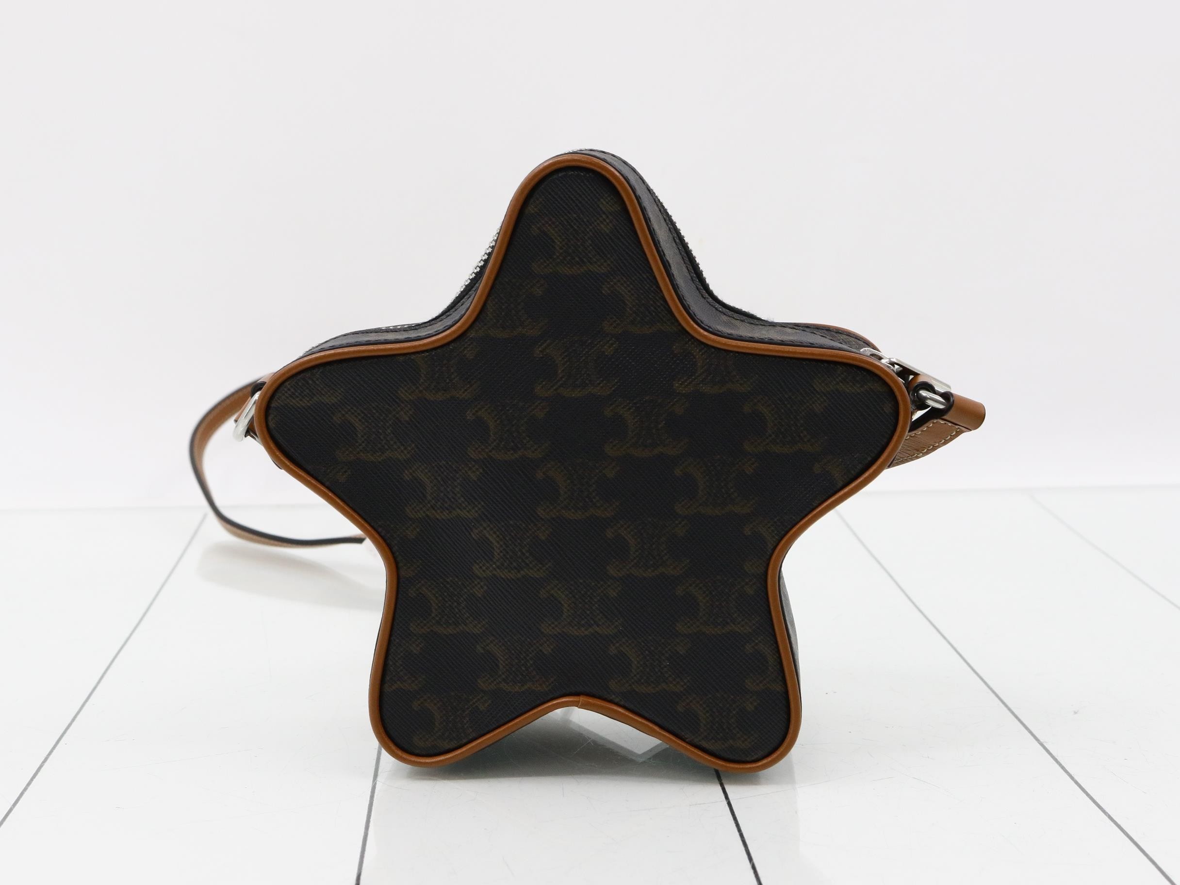 Triomphe Small Etoile Shoulder Bag — view 2