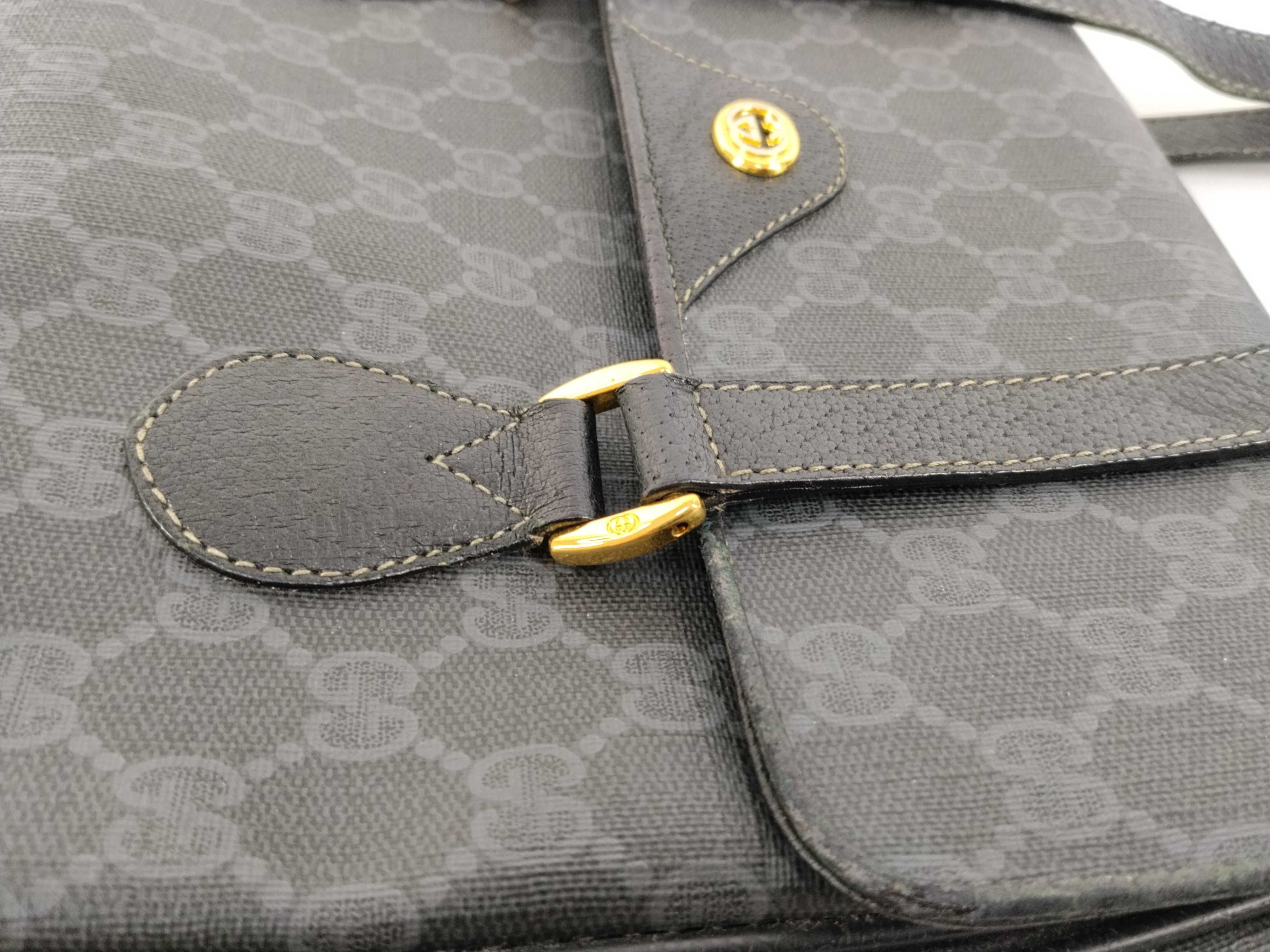 GG Canvas Gucci Handbag — view 5