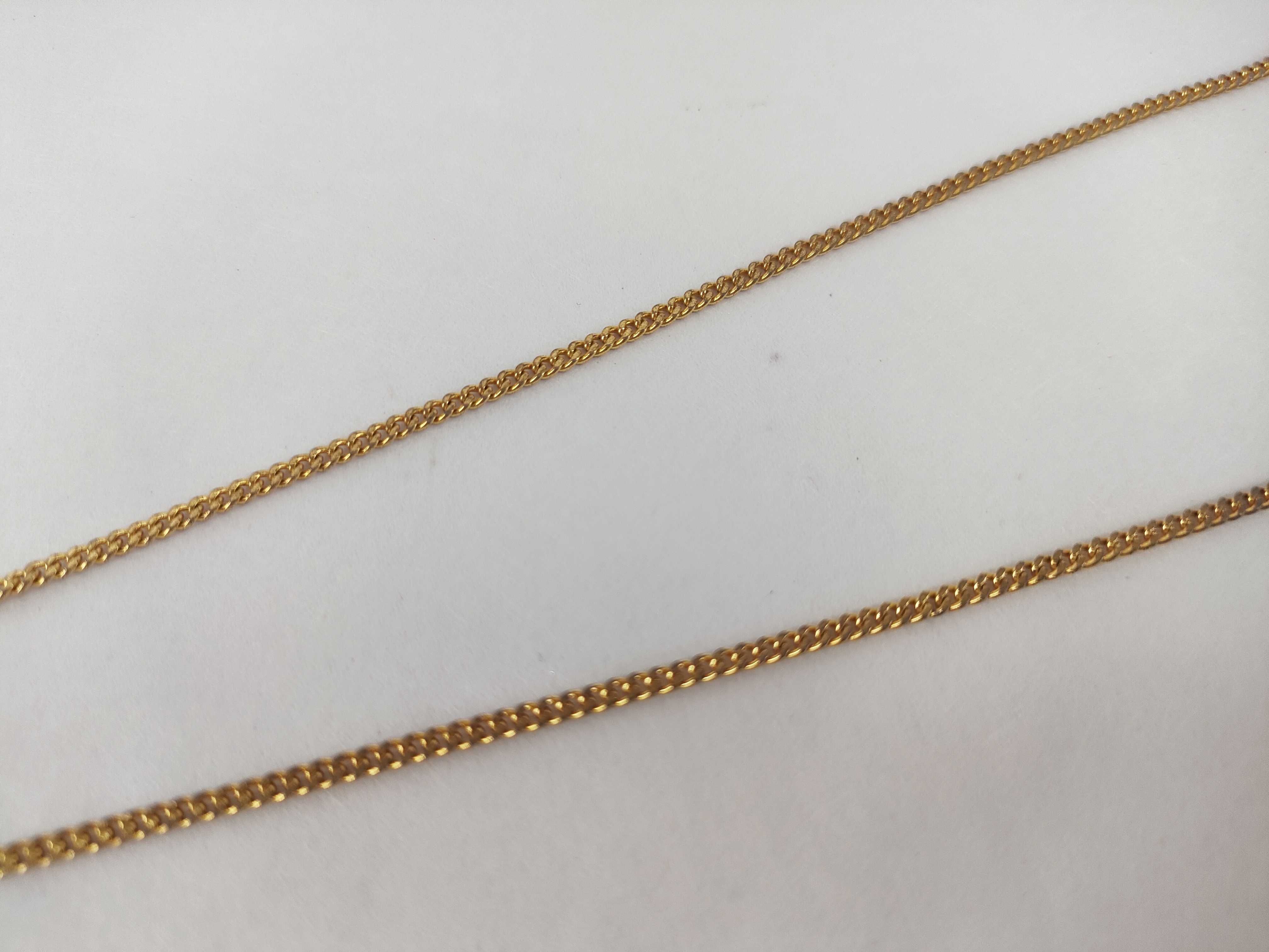 Logo Oval Rhinestone Gold Cuban Link Chain Necklace — view 7