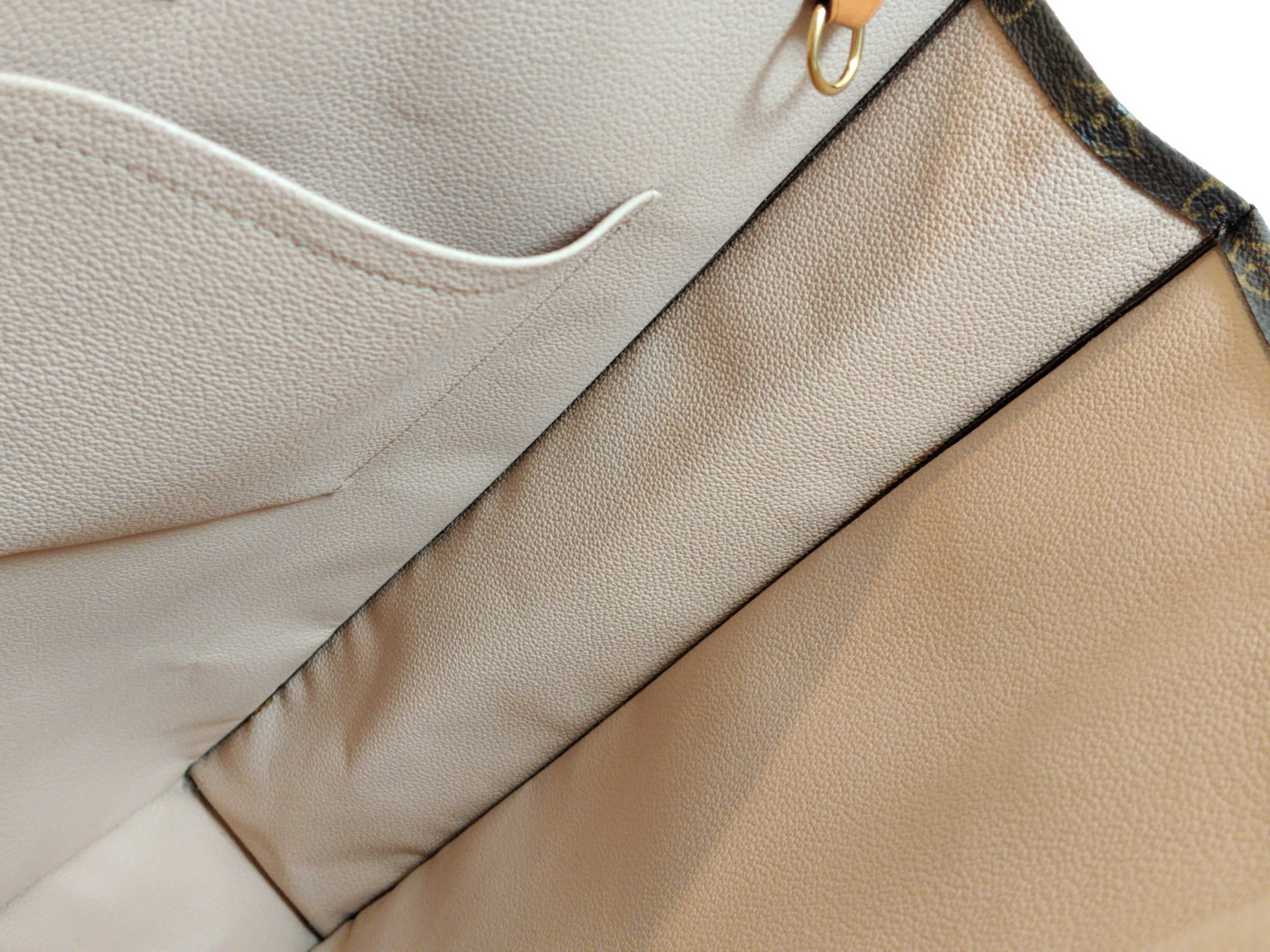 Monogram Louis Vuitton Plat Leather Handbag — view 10