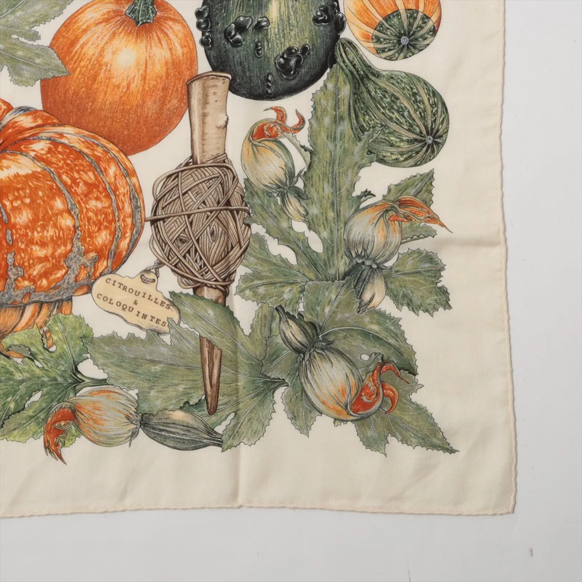 Carre 90 CITROUILLES & COLOQU INTES Pumpkin and Colocint Scarf, Cashmere x Silk, Beige. Shows wear, — view 4