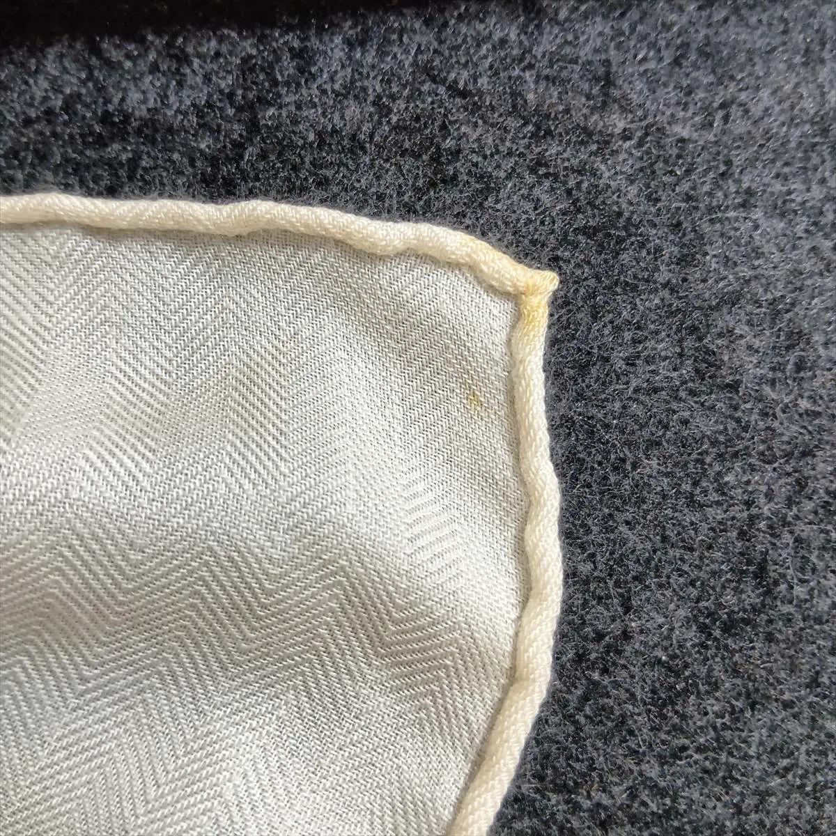 Carre 90 CITROUILLES & COLOQU INTES Pumpkin and Colocint Scarf, Cashmere x Silk, Beige. Shows wear, — view 8