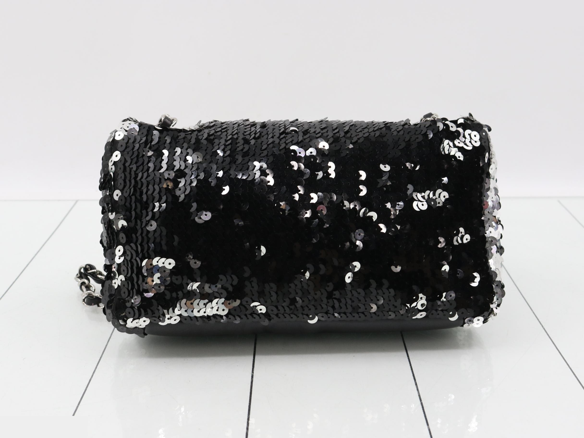 Matelassé (bag) - Shoulder bag — view 2