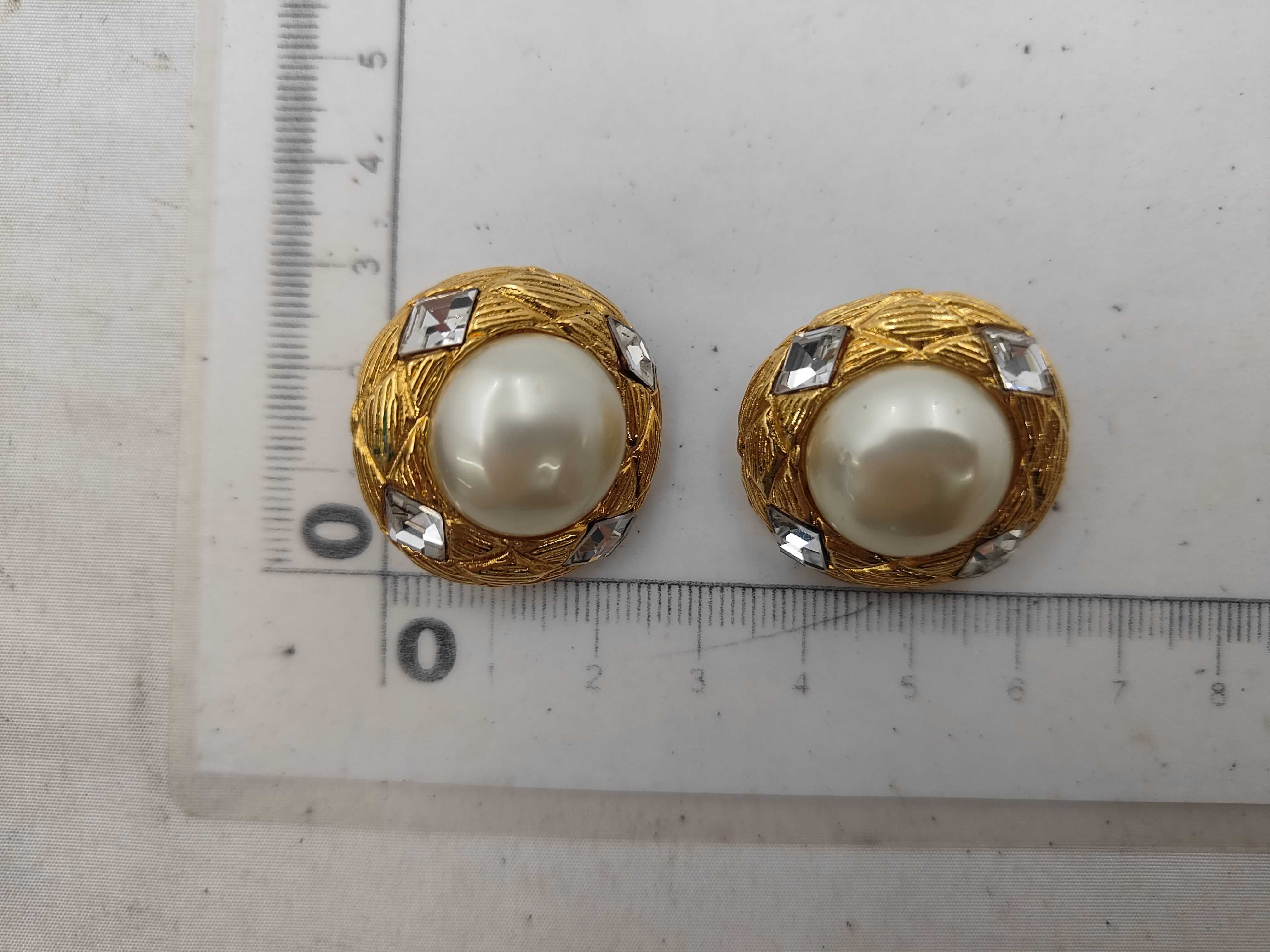 Serial number unknown / Earrings / GP Earrings — view 4