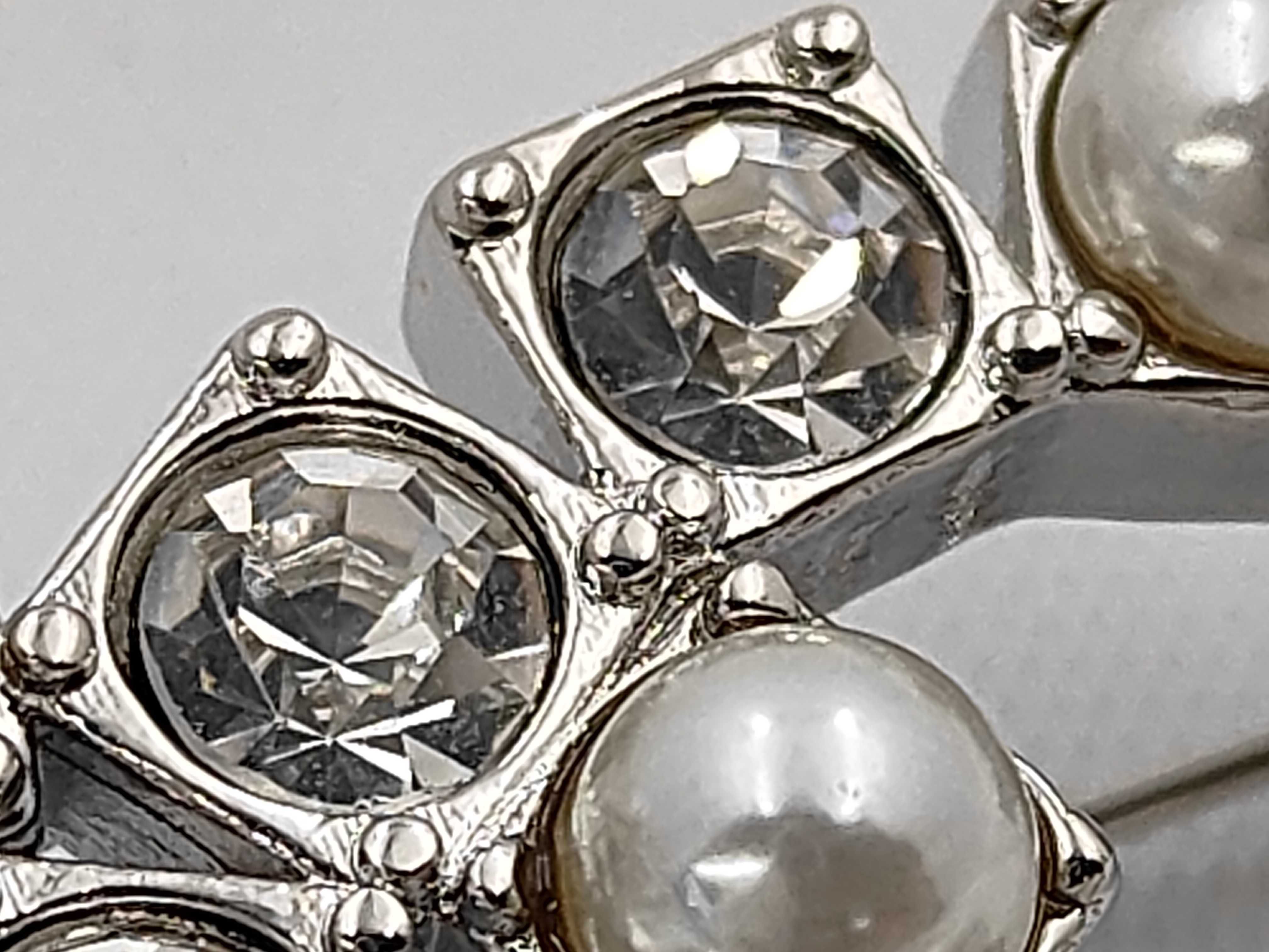 Coco Mark Rhinestone Pearl Brooch 25C Brooch — view 7
