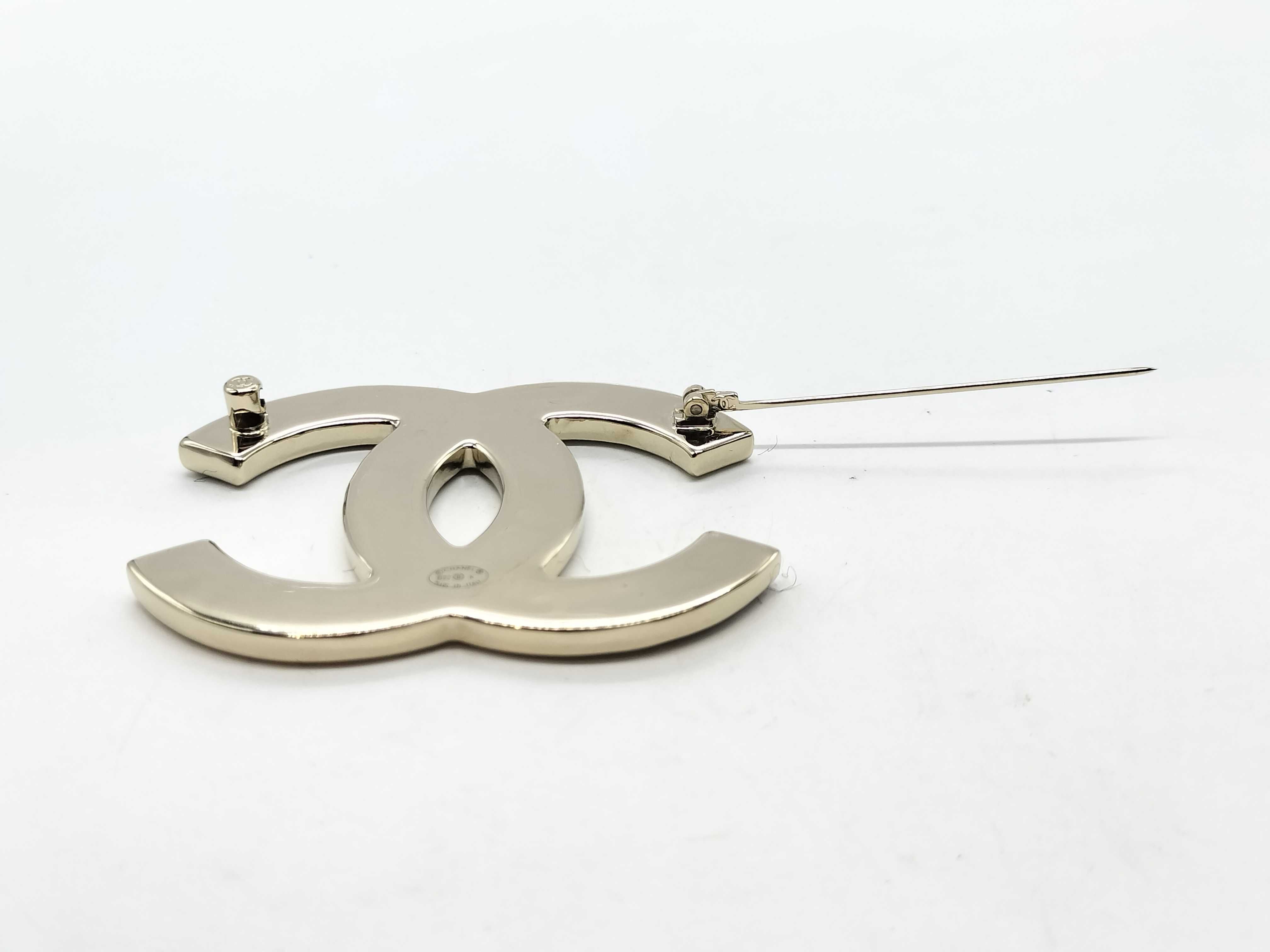 Coco Mark Tweed Brooch B22K Brooch — view 5