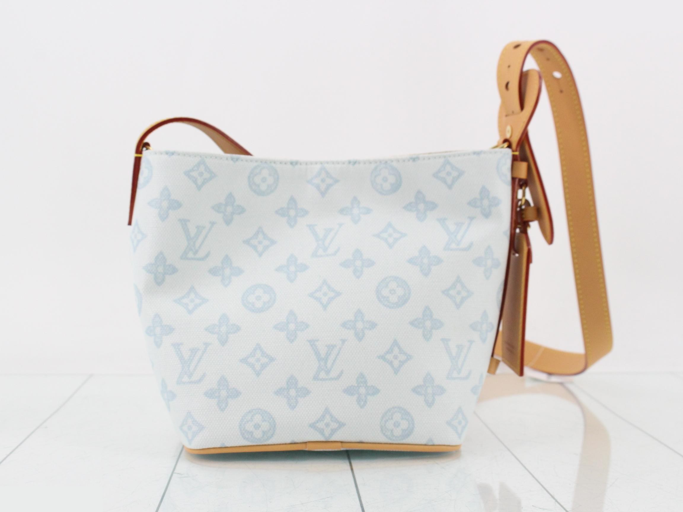 Unused Monogram Origin All-in-BB M27529 Blue — view 2