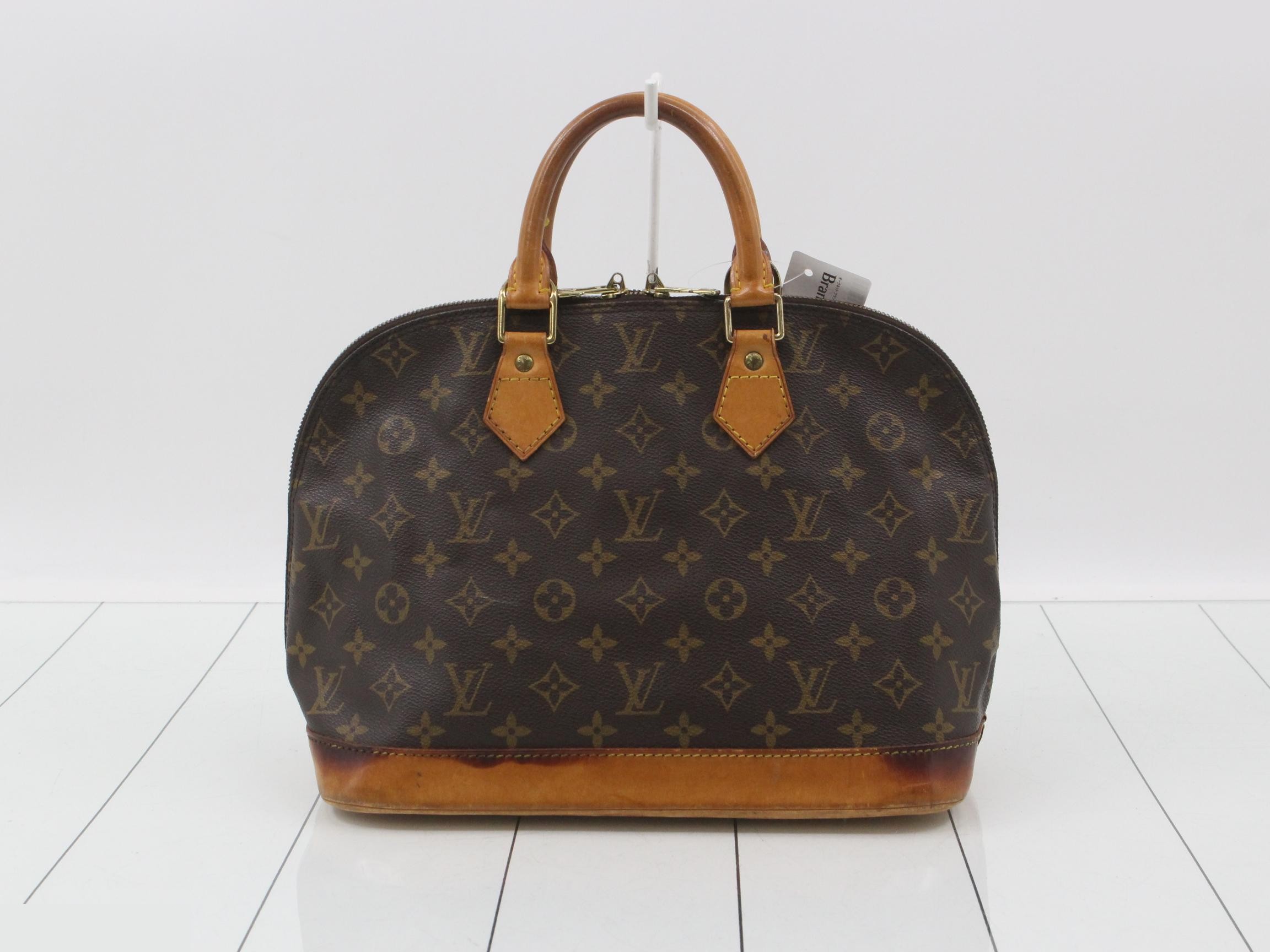 LV Monogram Alma PM — view 2