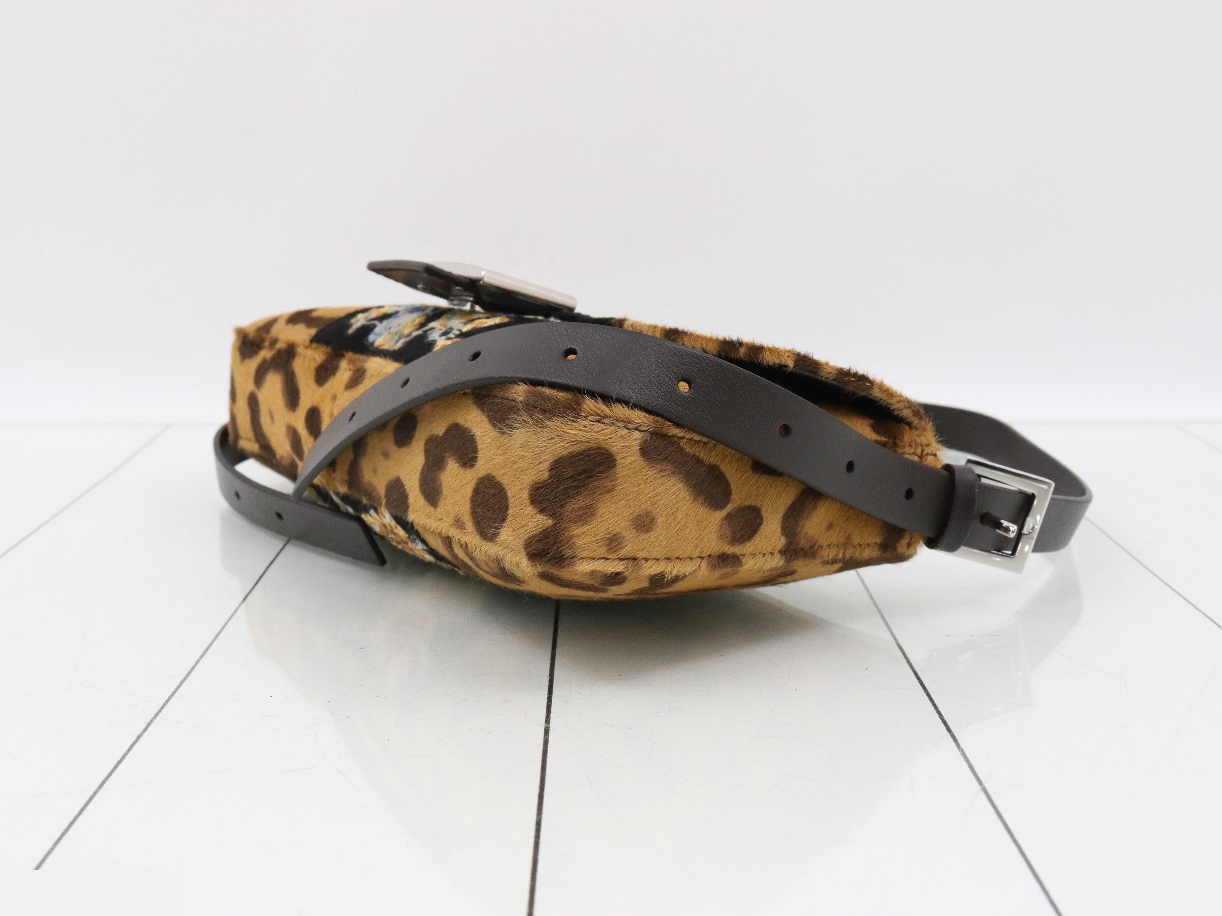 Mamma Bucket Leopard Print Bag (Other Line) - Shoulder Bag - Unused — view 6