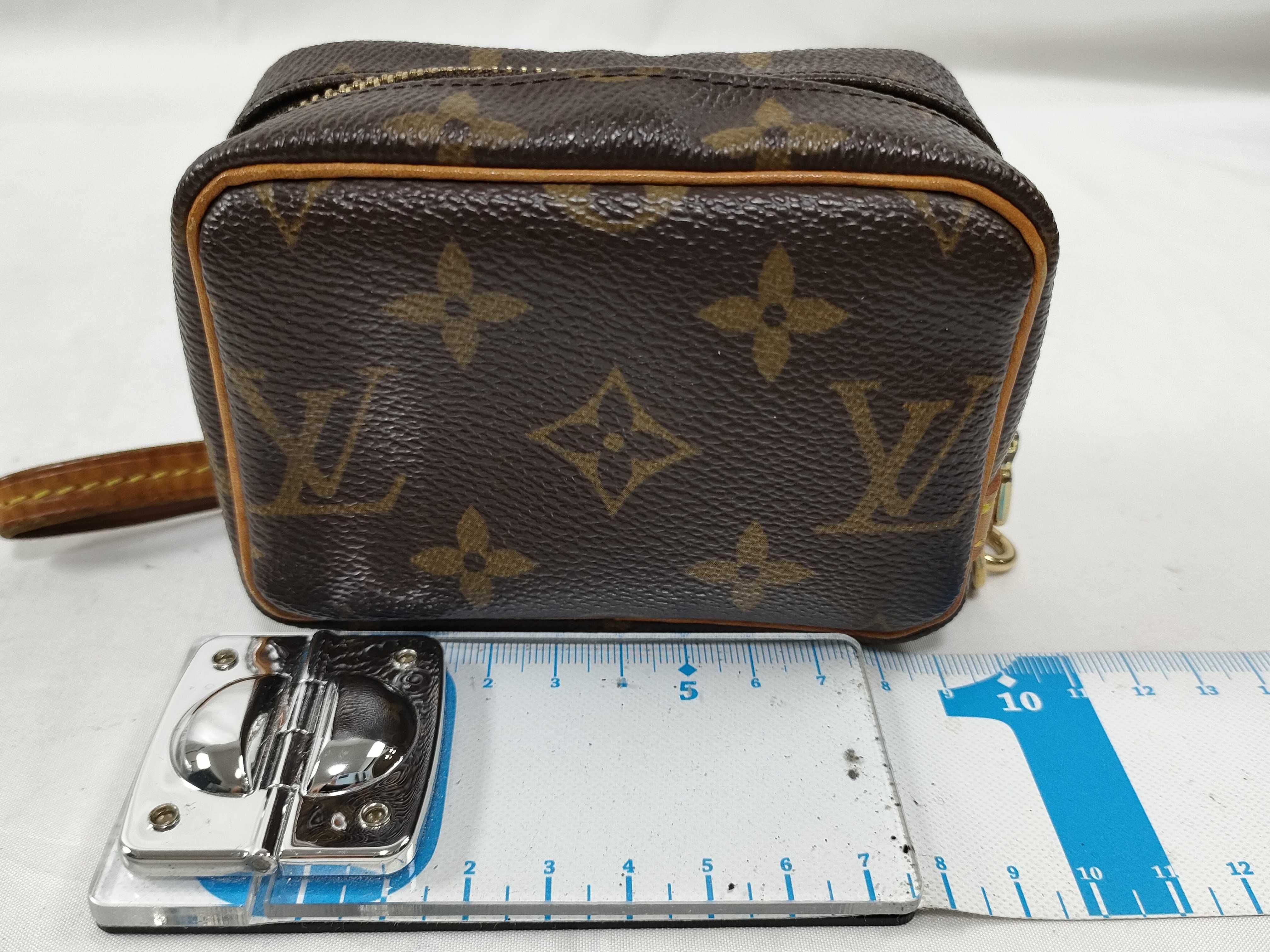 Monogram Trouswapiti M58030 Pouch — view 2