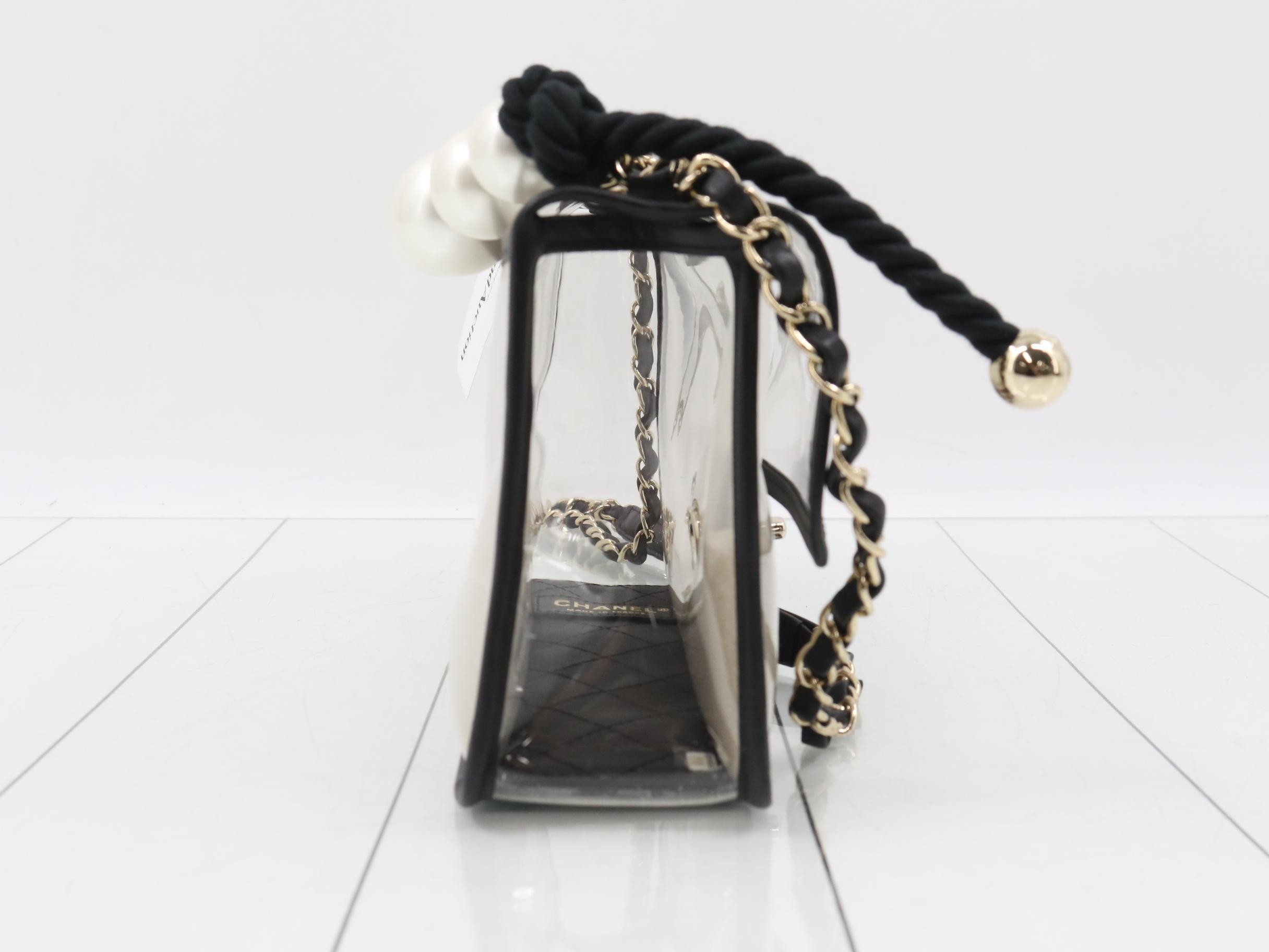 Pearl/Liquid Matelassé Shoulder Bag — view 4