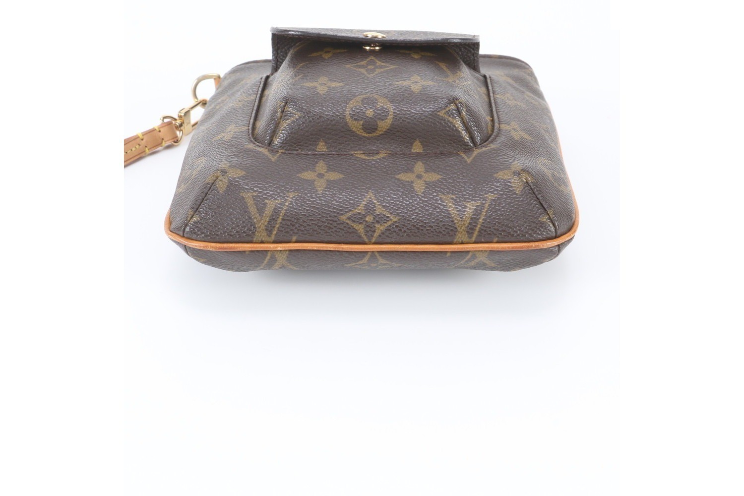 Monogram Partition M51901 Leather Pouch — view 6