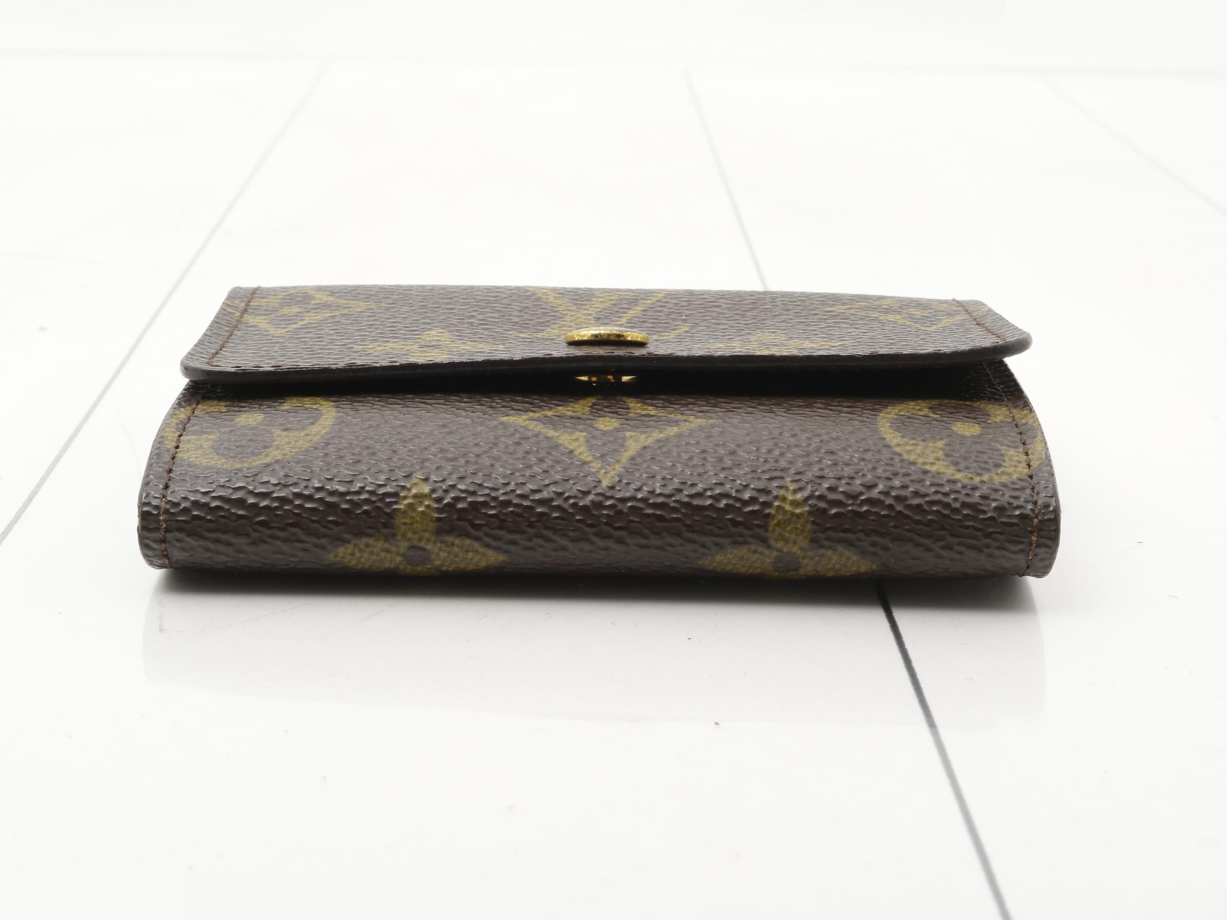 Coin case — view 3