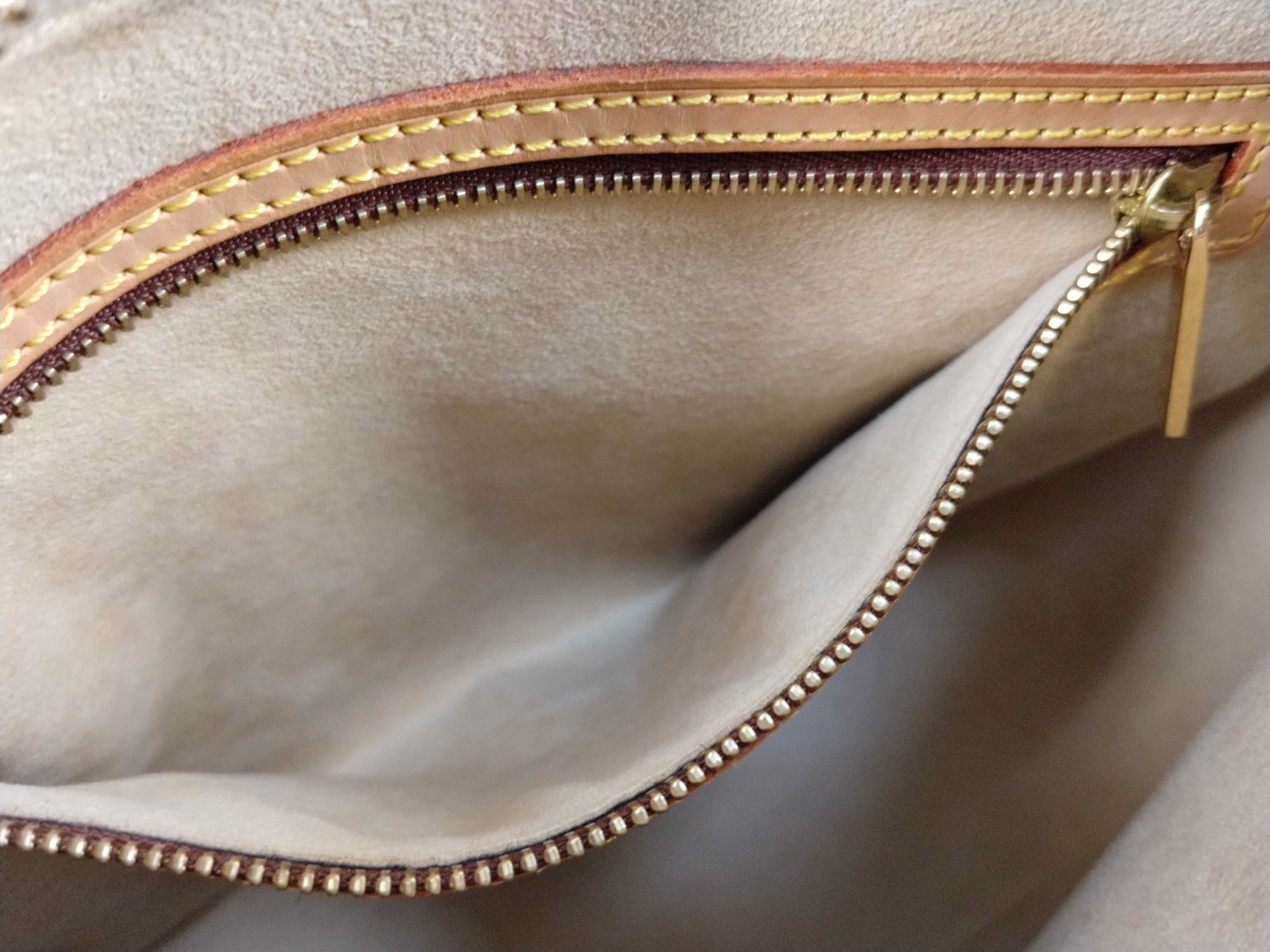 Monogram Looping MM Shoulder Bag — view 12