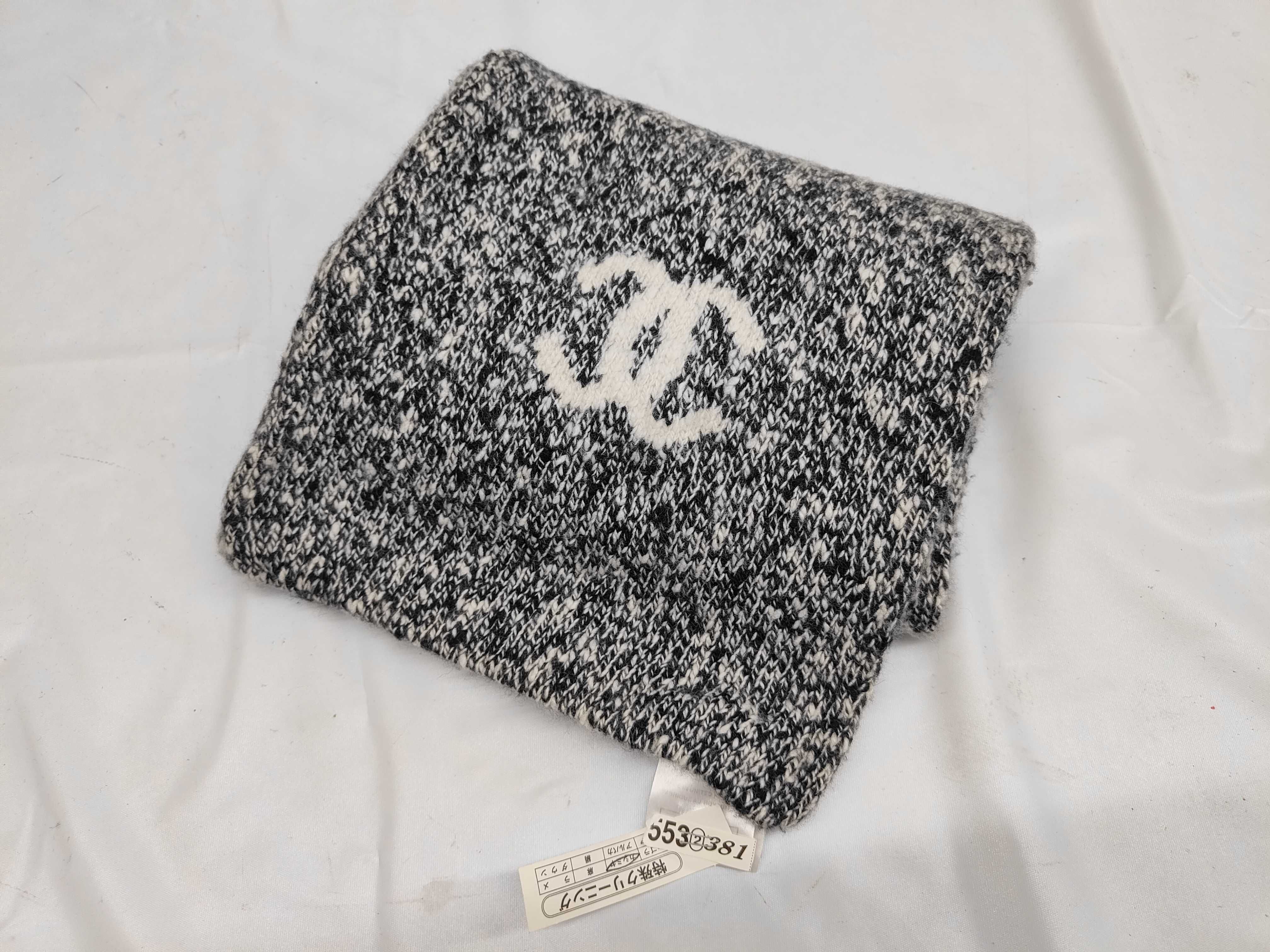 scarf and other accessories