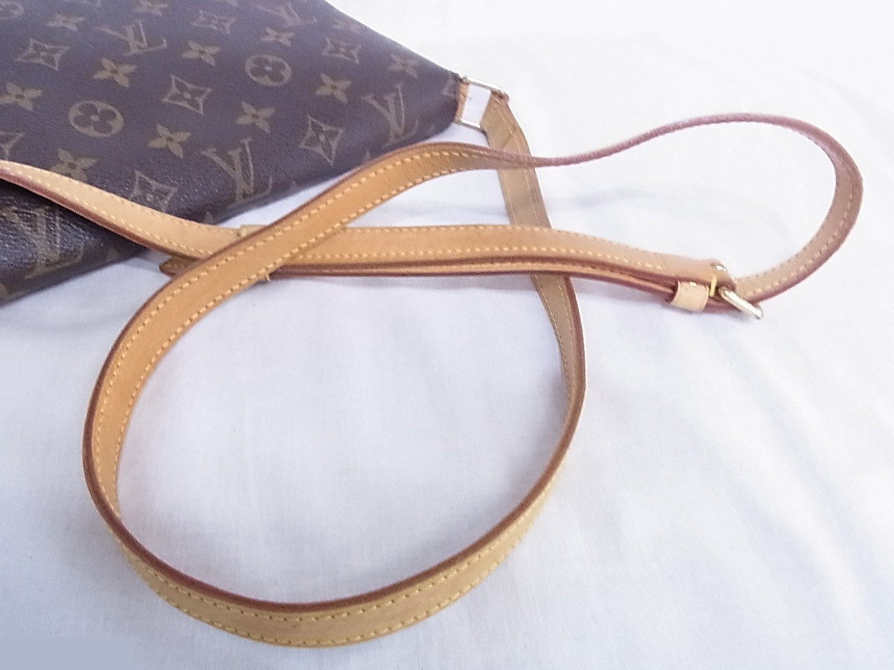 Musette Tango Long Shoulder — view 6