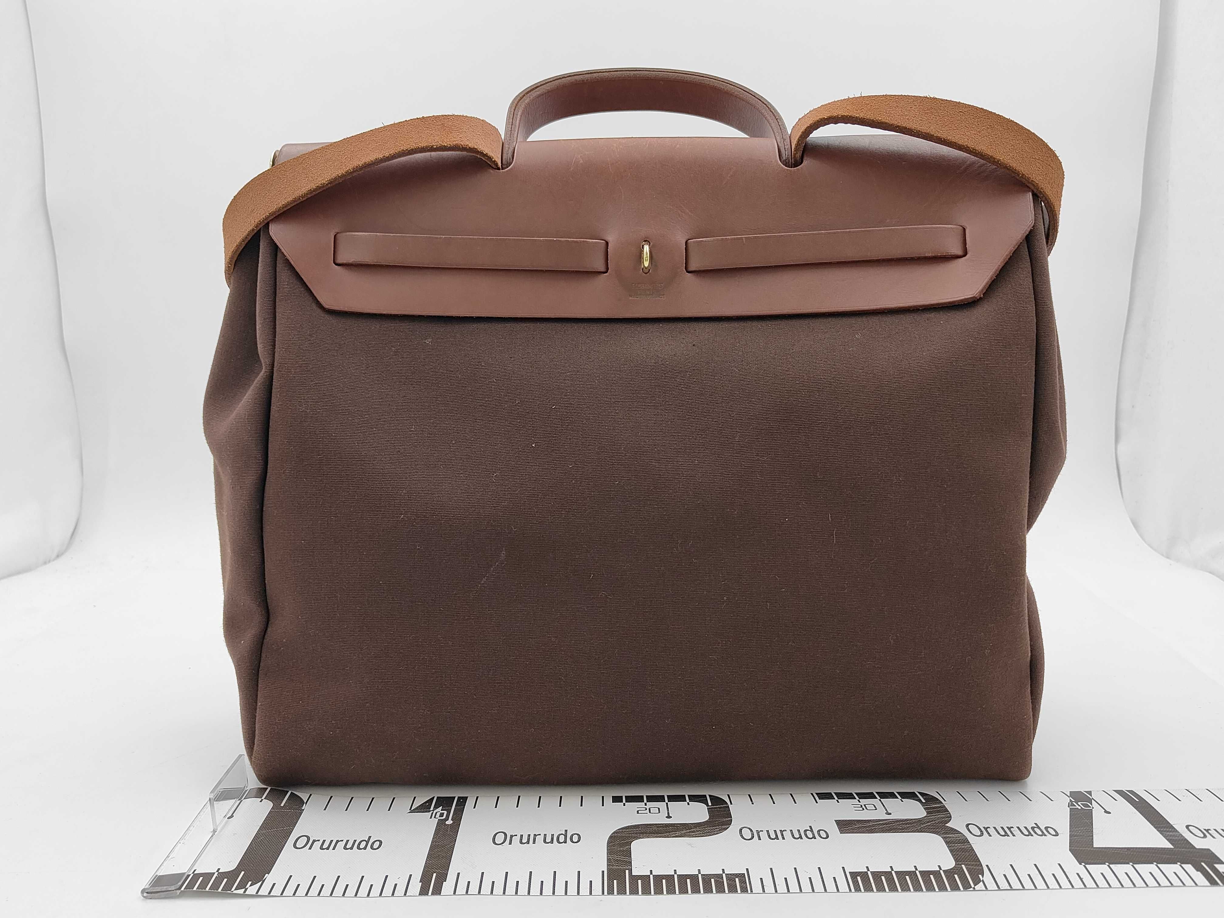 bag, Hermes Herbag MM 2-way, brown, includes spare bag, dust bag, padlock, and keys, shoulder bag. — view 2