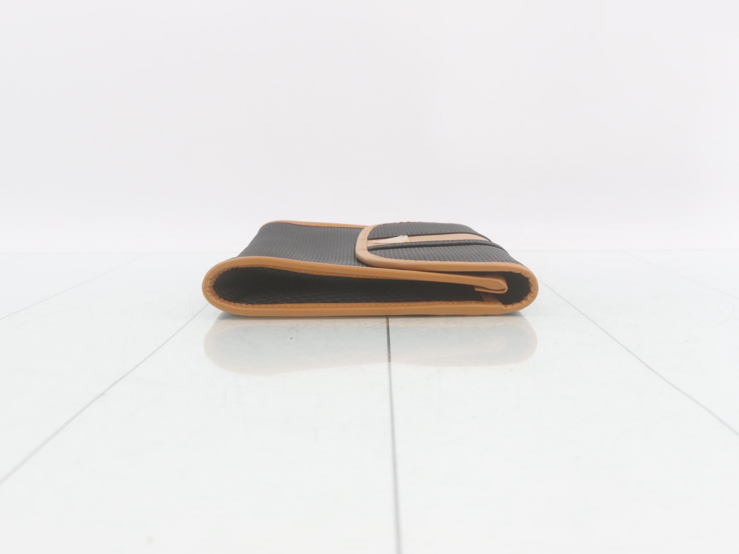 Other lines: Bags and clutches — view 3