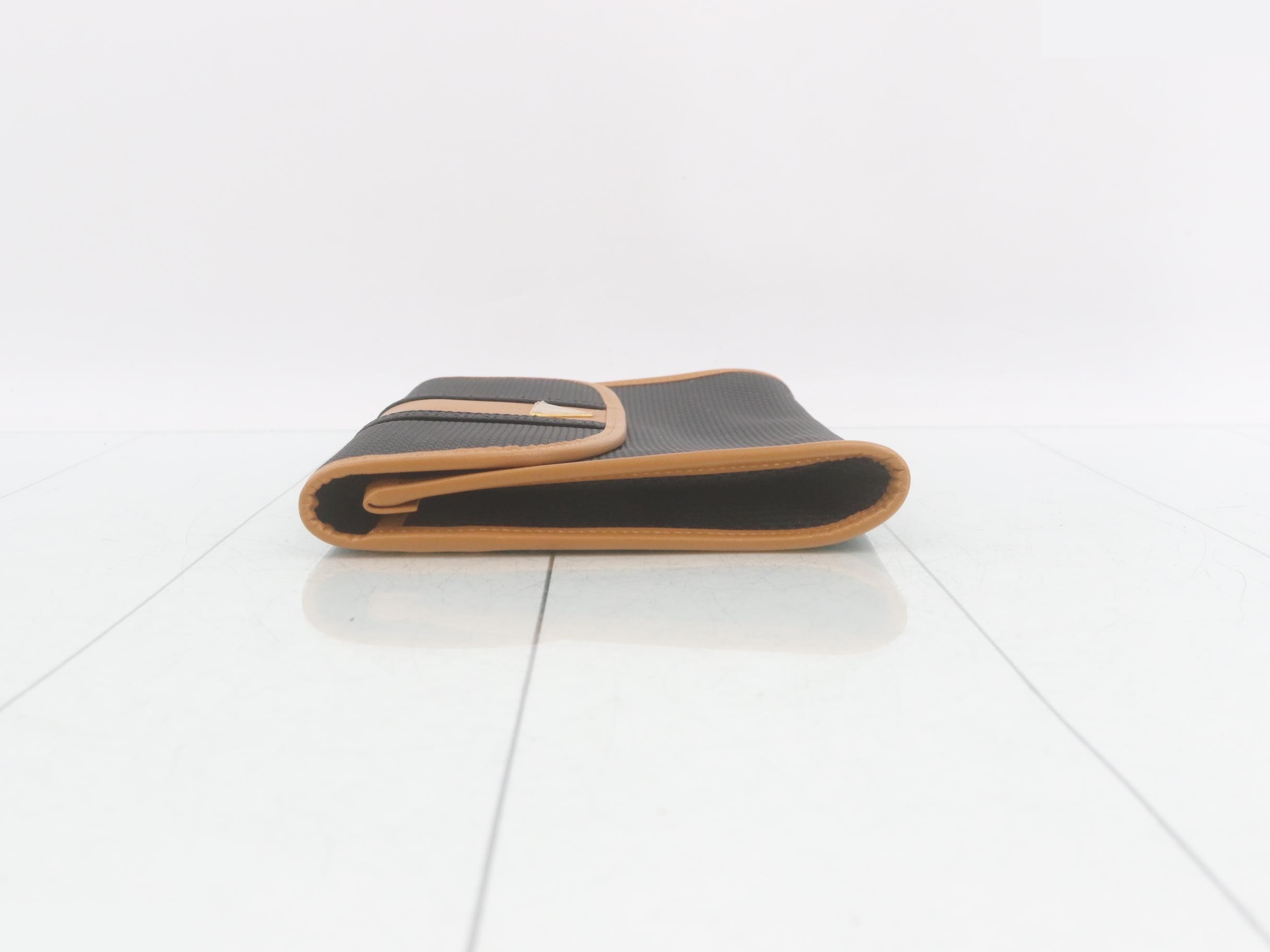 Other lines: Bags and clutches — view 4