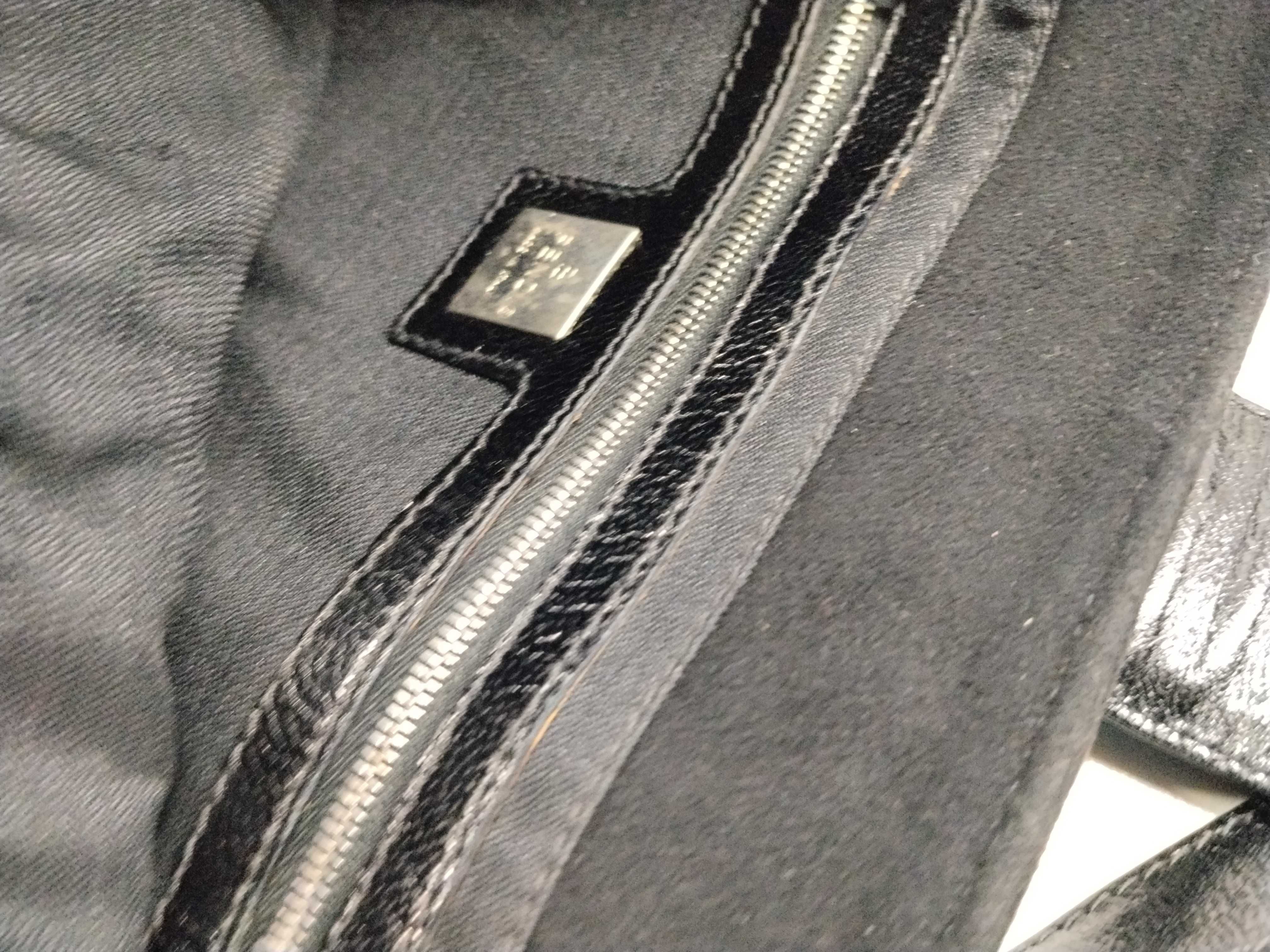 Mamma Fendi Suede Mamma Bucket Tote Handbag Tote Bag — view 13