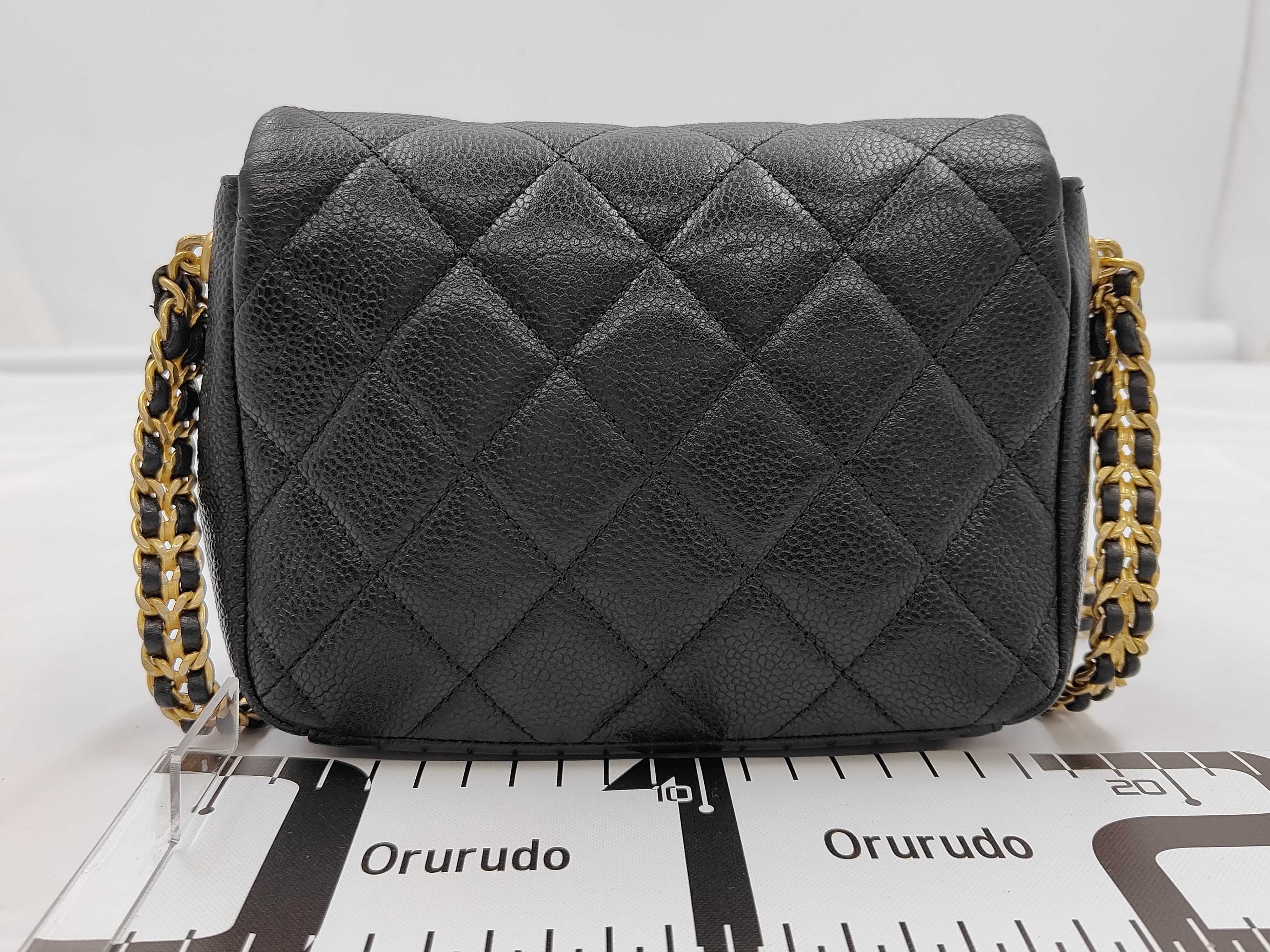 Matelassé Caviar Skin Camellia Chain Shoulder Bag — view 2