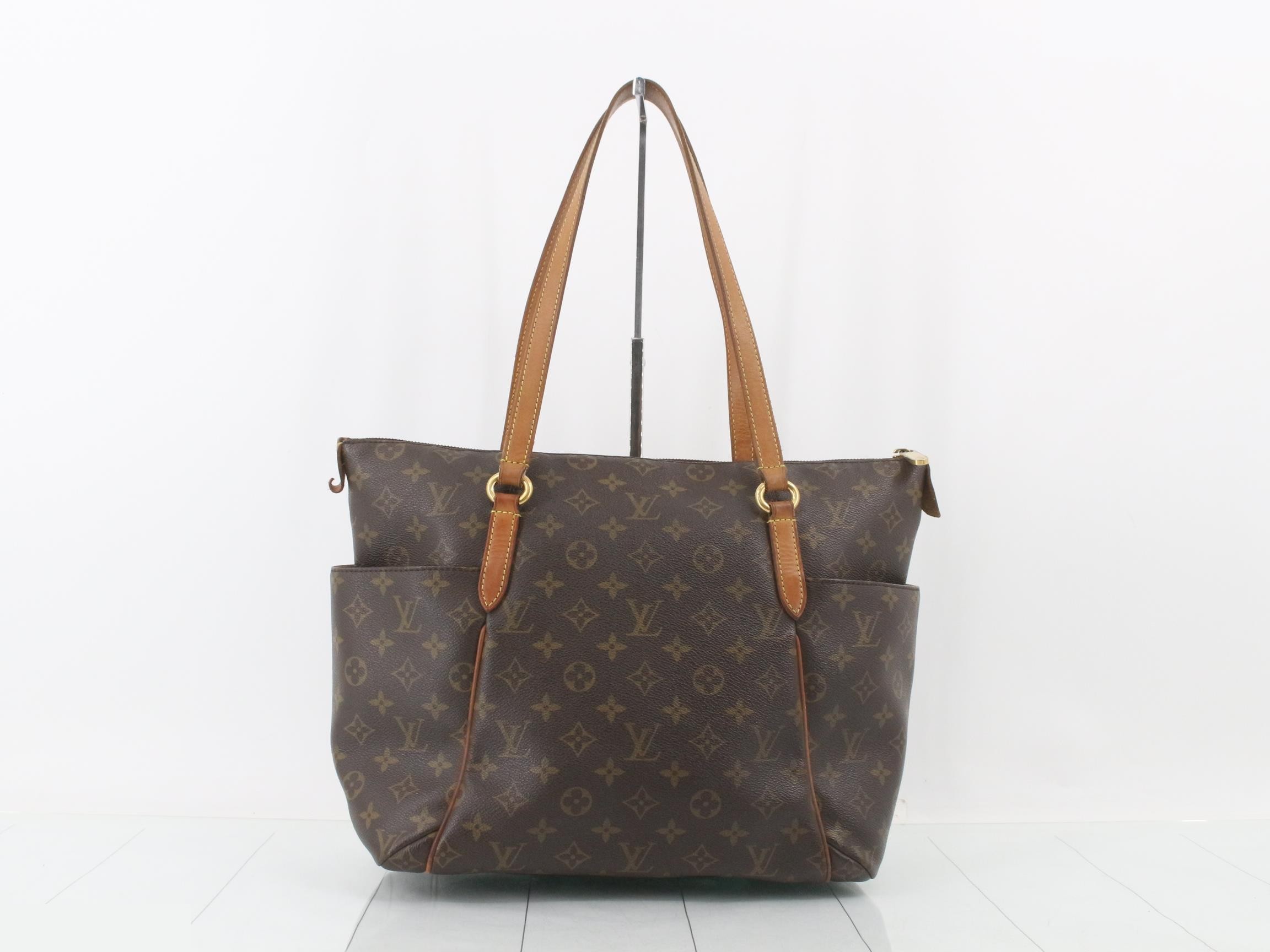 Monogram Totally MM Tote Bag — view 2