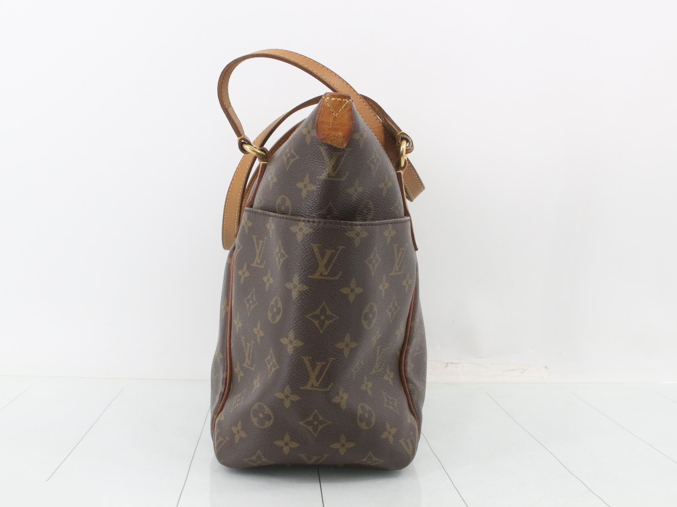 Monogram Totally MM Tote Bag — view 3