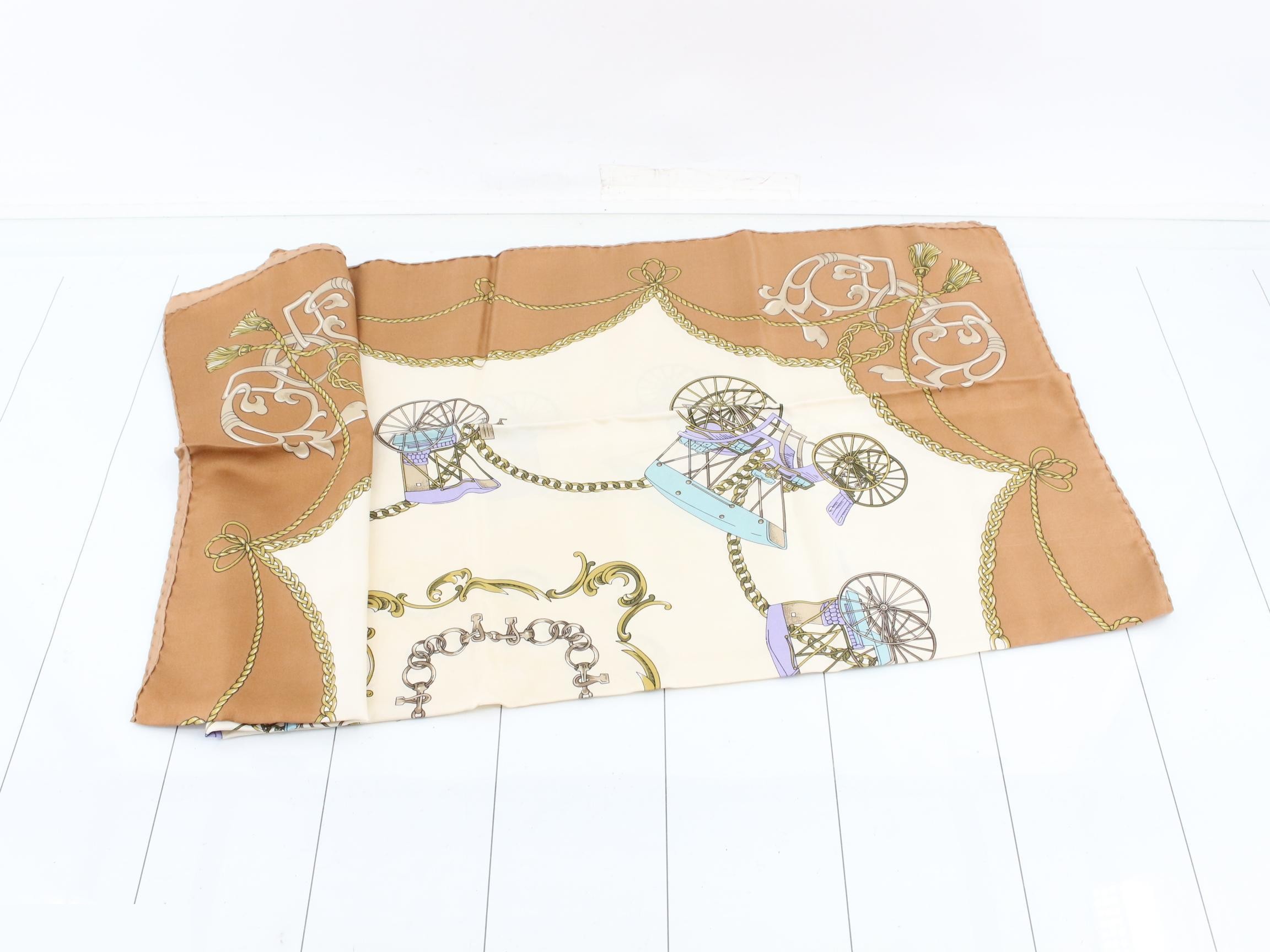 scarf — view 3