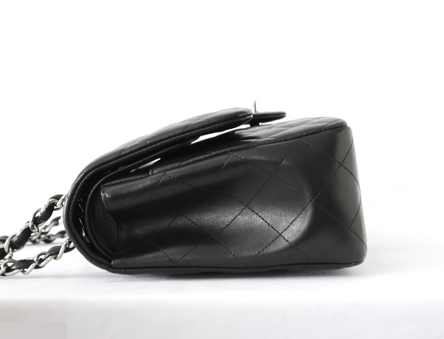 Large Matelassé 30 Lambskin Double Flap Double Chain Shoulder Bag, Black — view 8