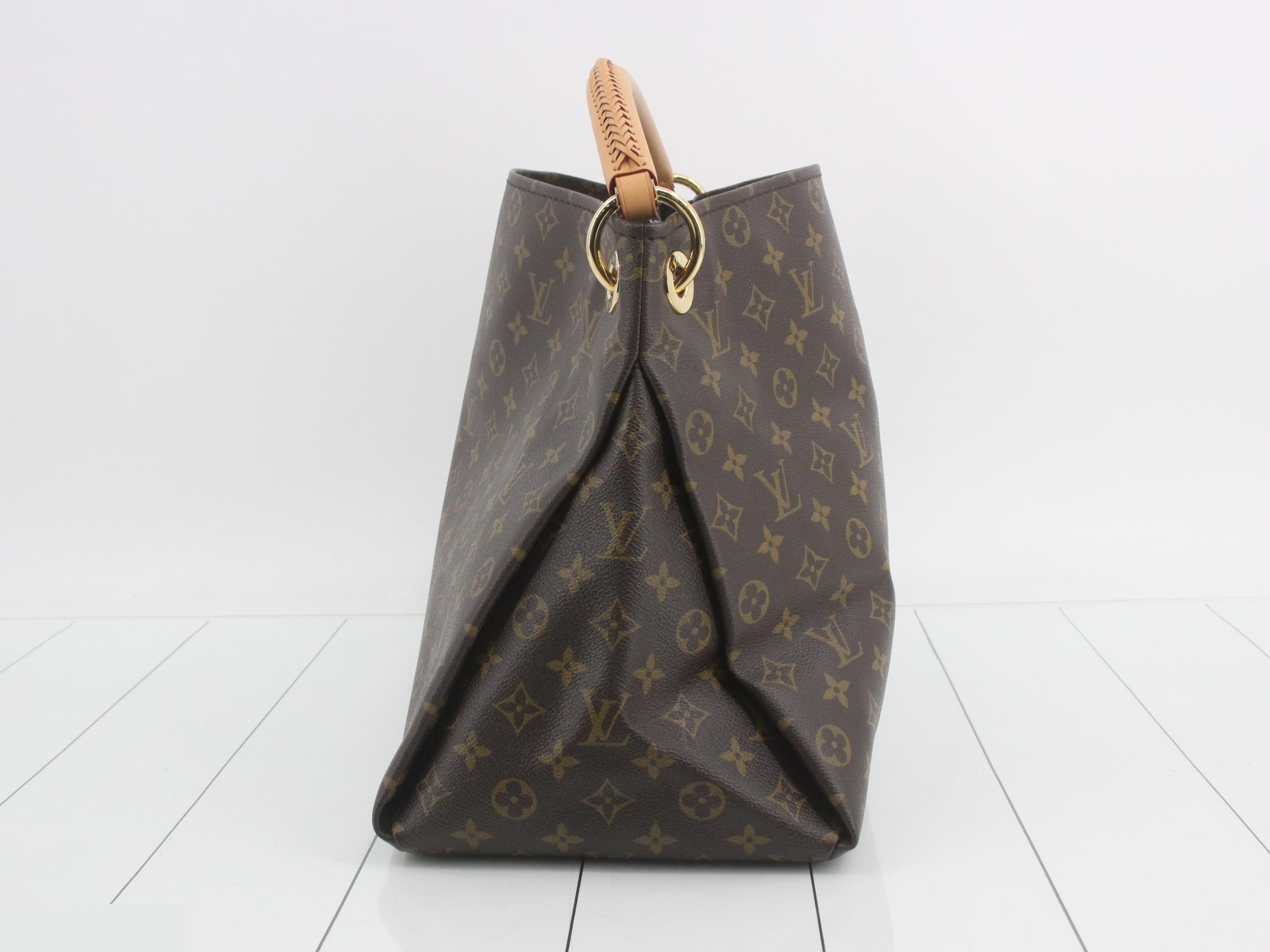 Monogram Artsy MM Shoulder Bag — view 3