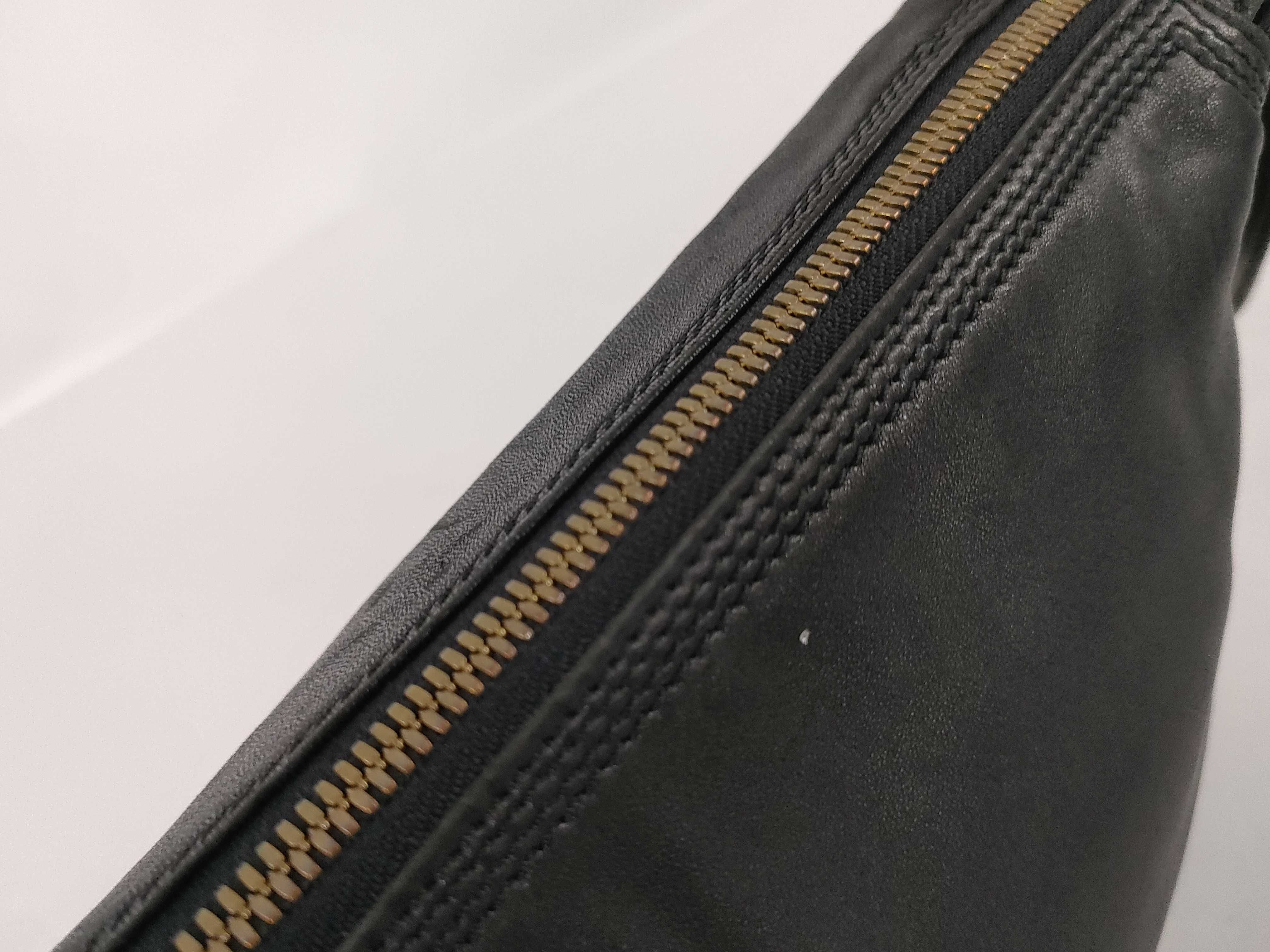 Anagram Shoulder Bag, Leather, Black Shoulder Bag — view 8