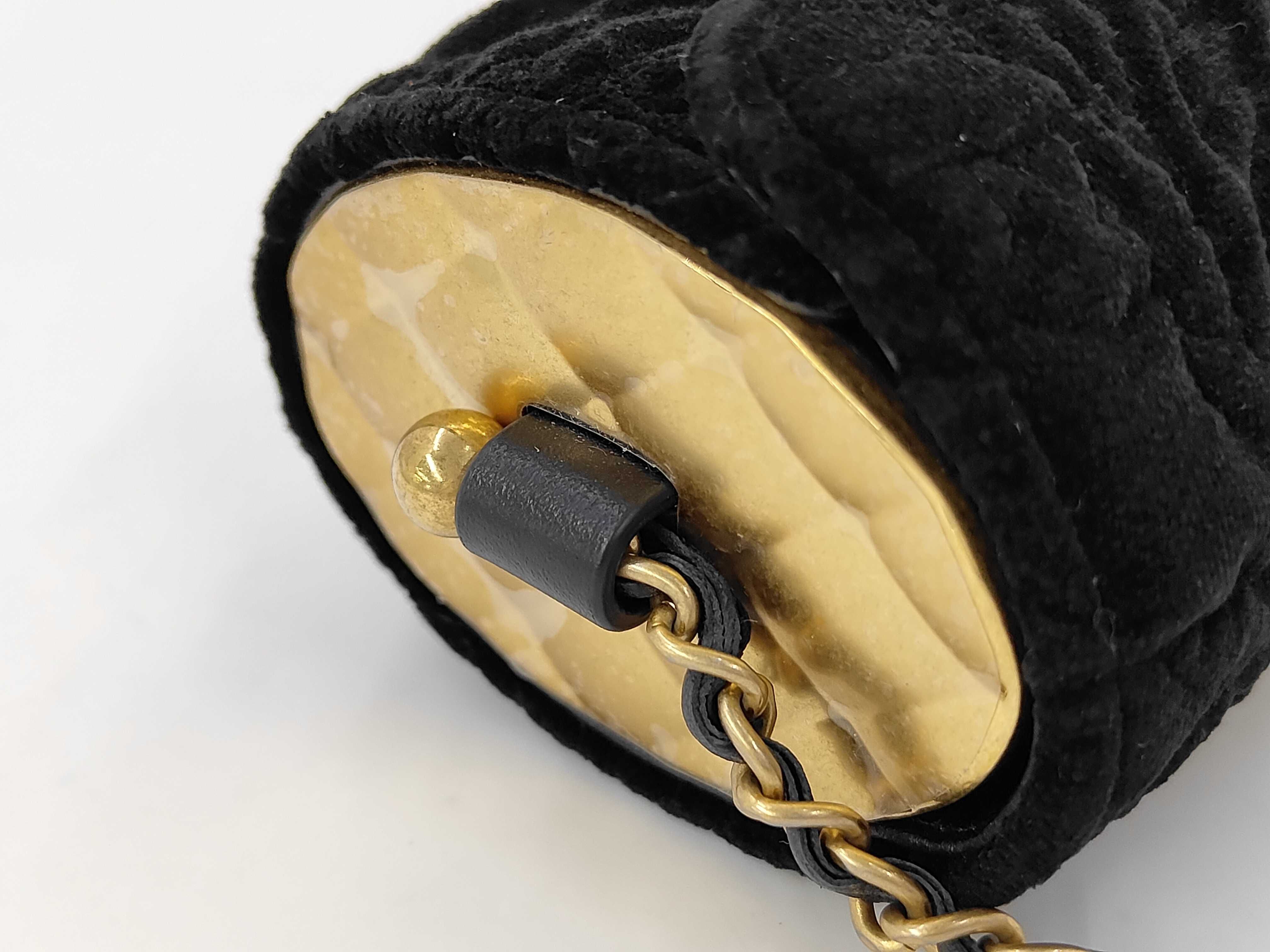 Chain Shoulder Bag — view 7