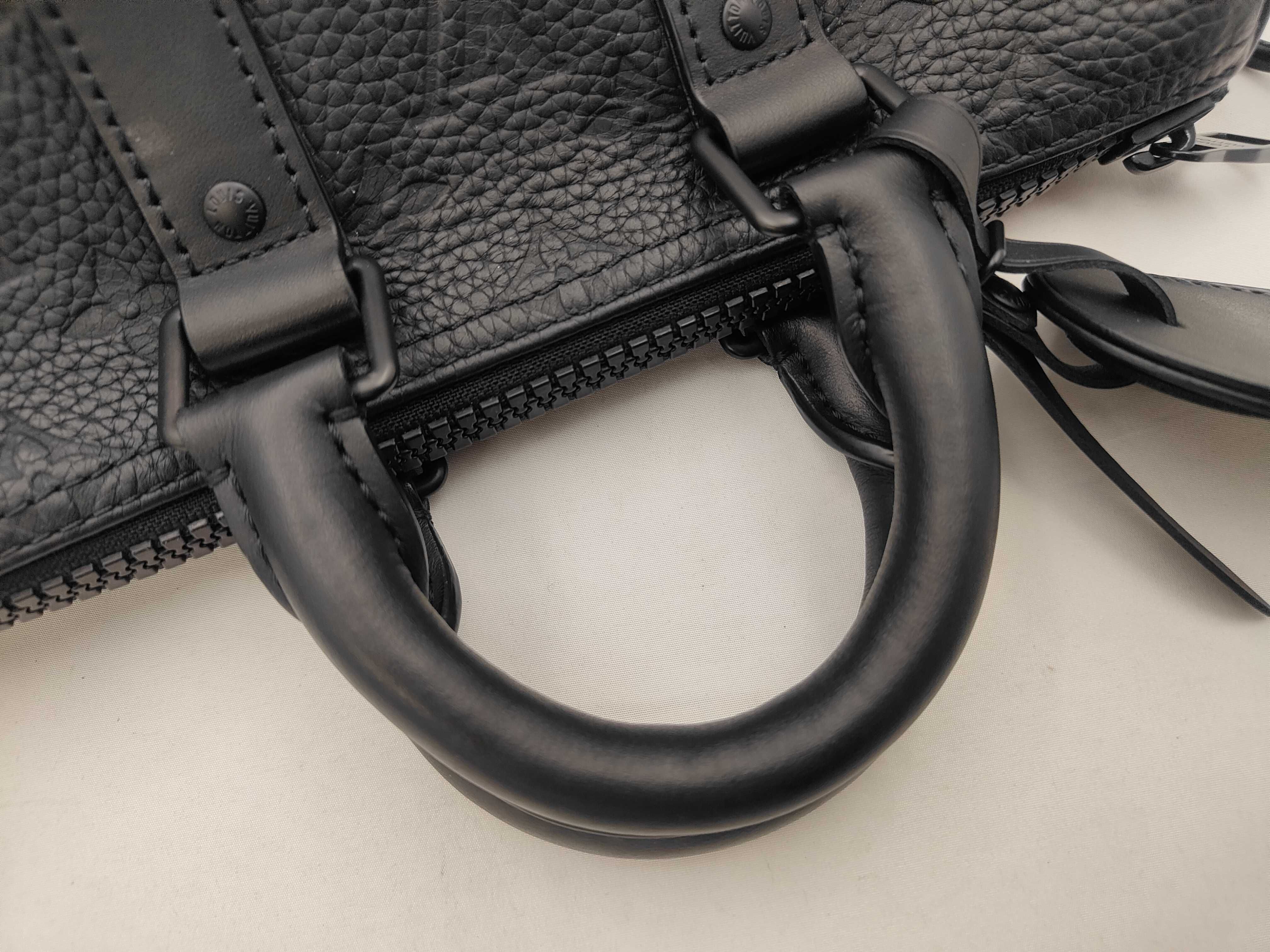 Keepall Bandoulière 25 M20900 Black (Taurillon Monogram) - RFID detected - Shoulder bag — view 3