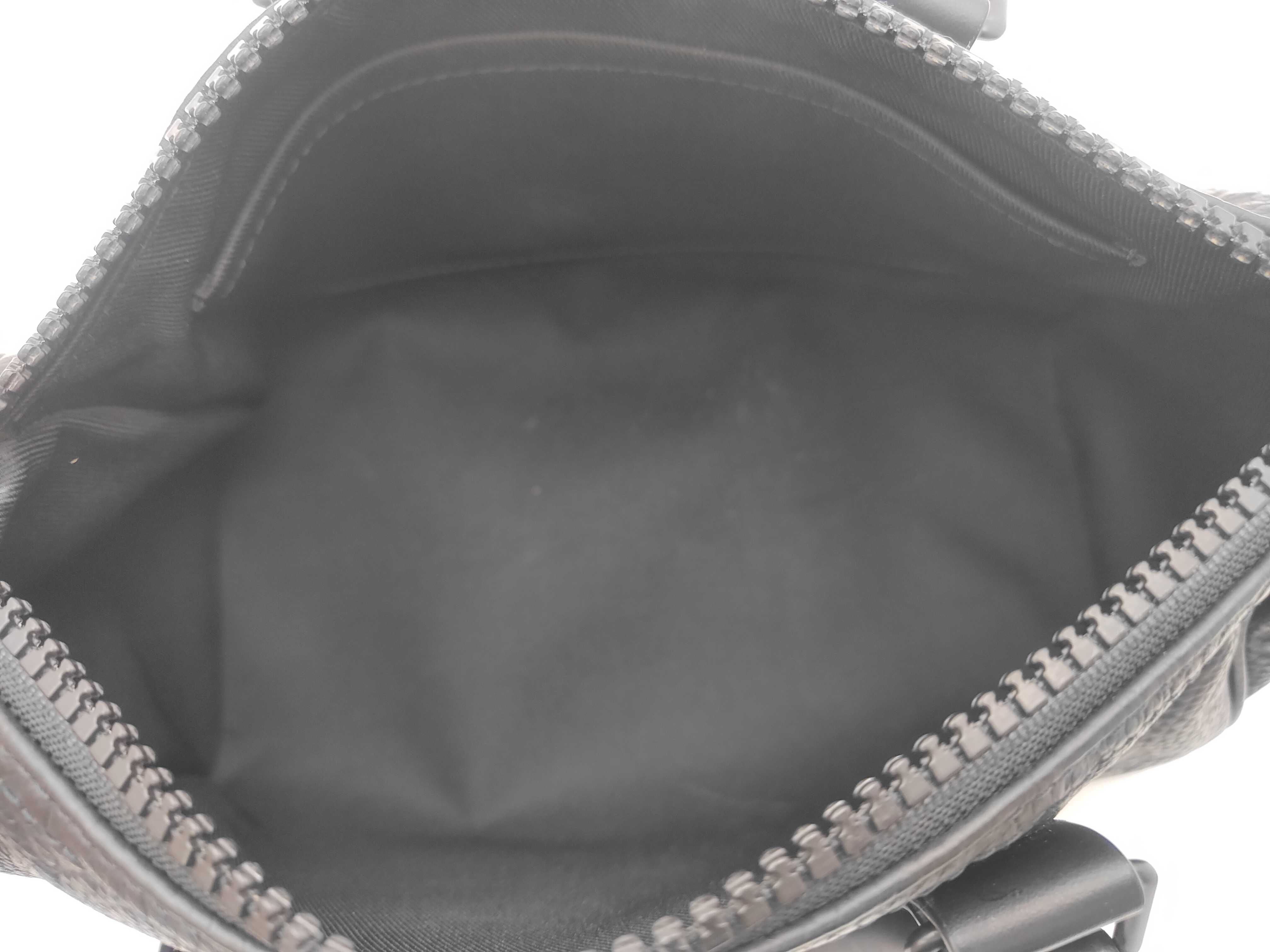 Keepall Bandoulière 25 M20900 Black (Taurillon Monogram) - RFID detected - Shoulder bag — view 8