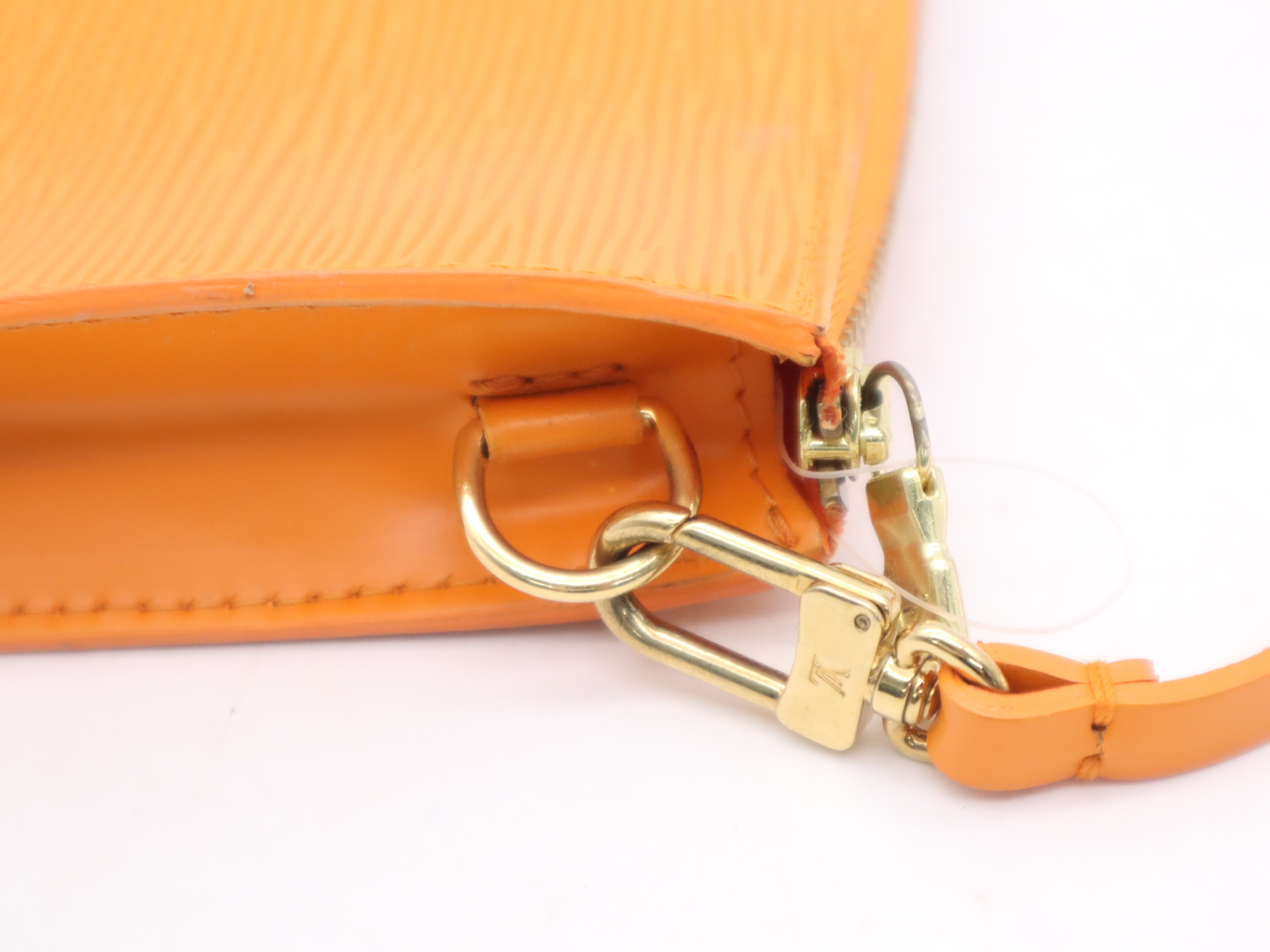 M5294H Epi Pochette Accessoires Mandarin Handbag — view 7